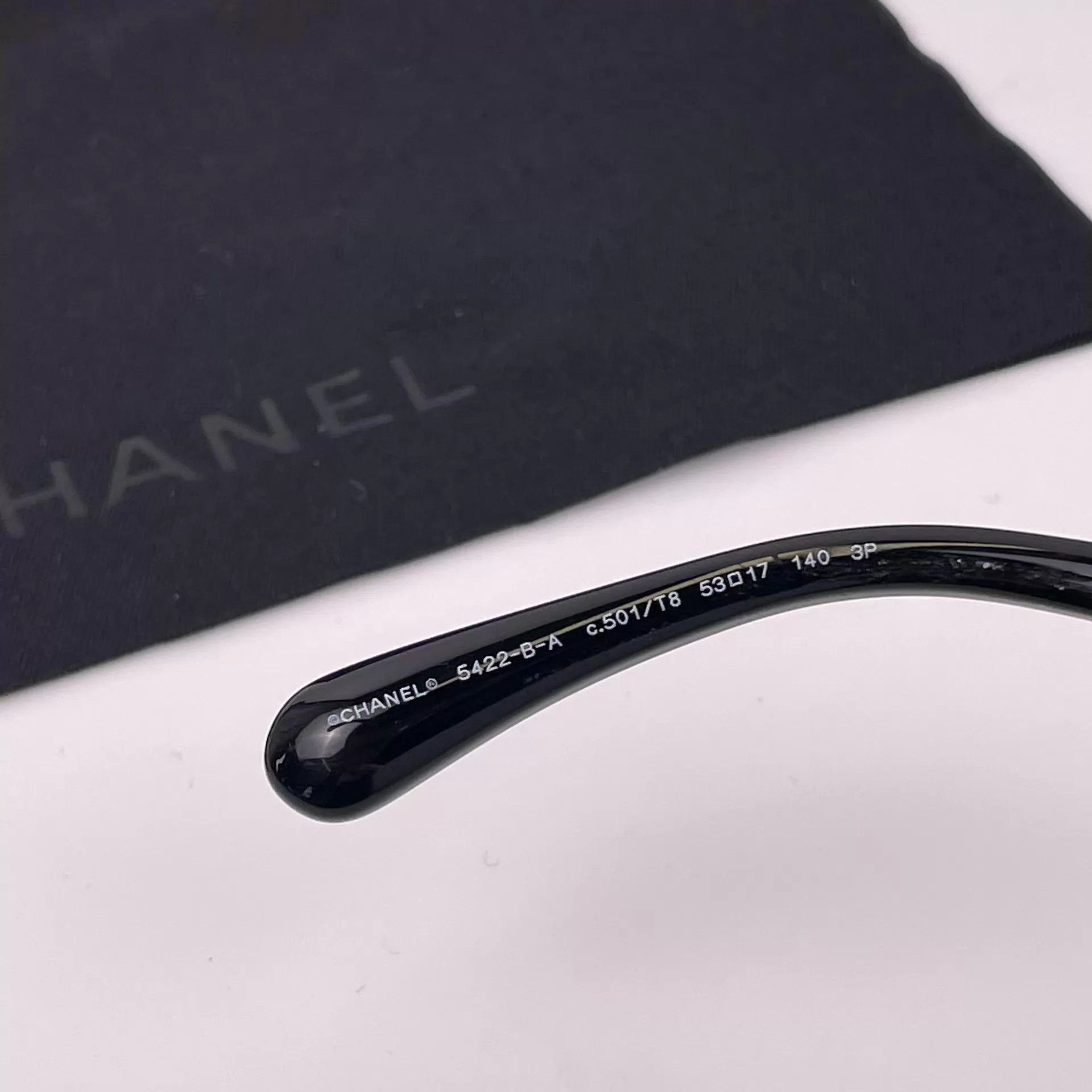 Chanel Chanel Black Resin Sunglasses Size ONE SIZE - 8 Thumbnail