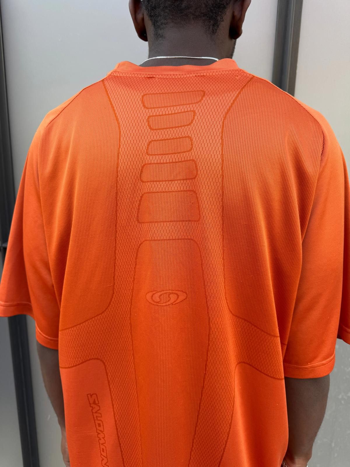 Salomon Early 2000's Salomon Bright Orange Futuristic Graphic Tee Size US L / EU 52-54 / 3 - 8 Thumbnail
