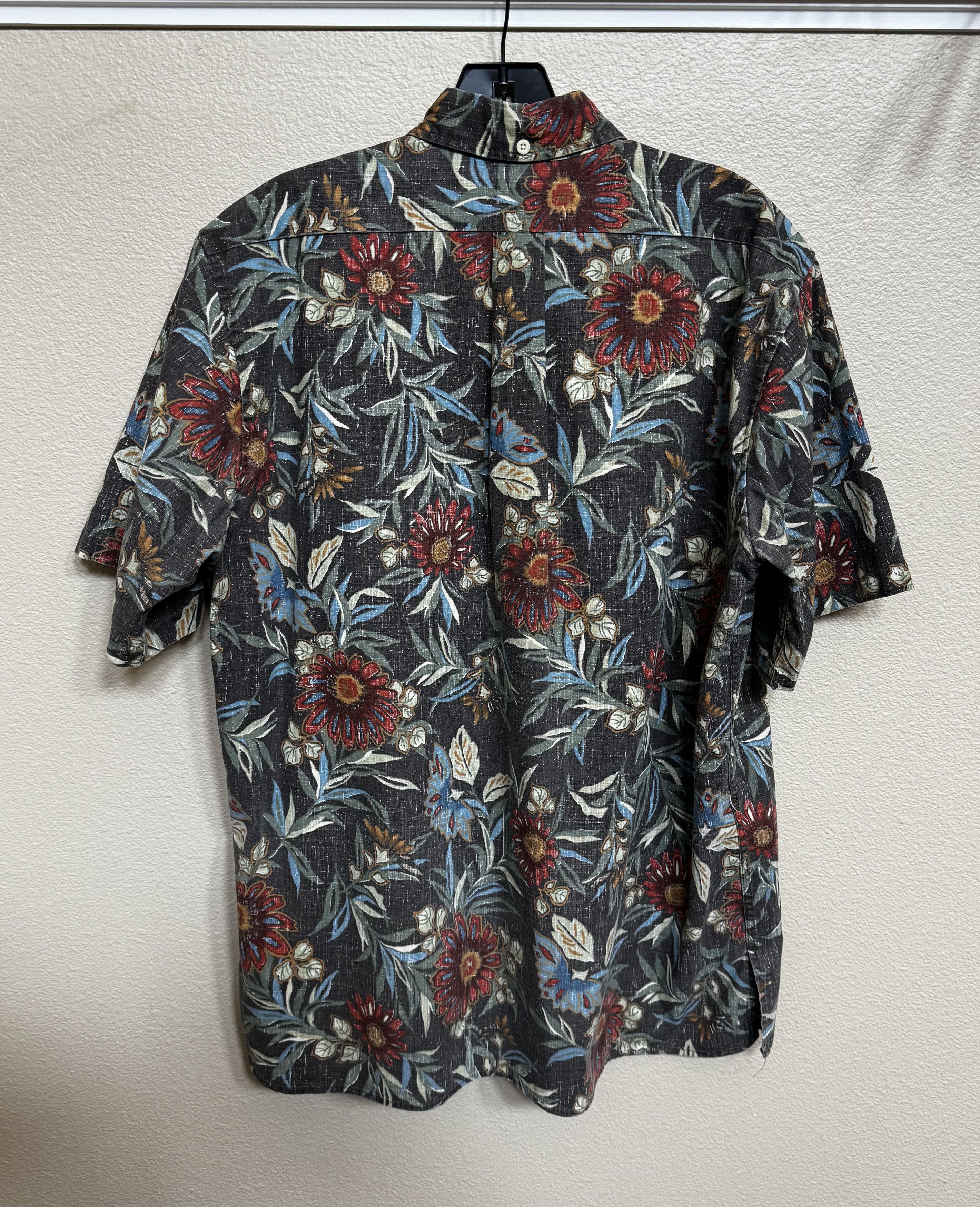 Reyn Spooner Reyn Spooner Hawaiian Floral Button Short Sleeve Size M Size US M / EU 48-50 / 2 - 3 Thumbnail