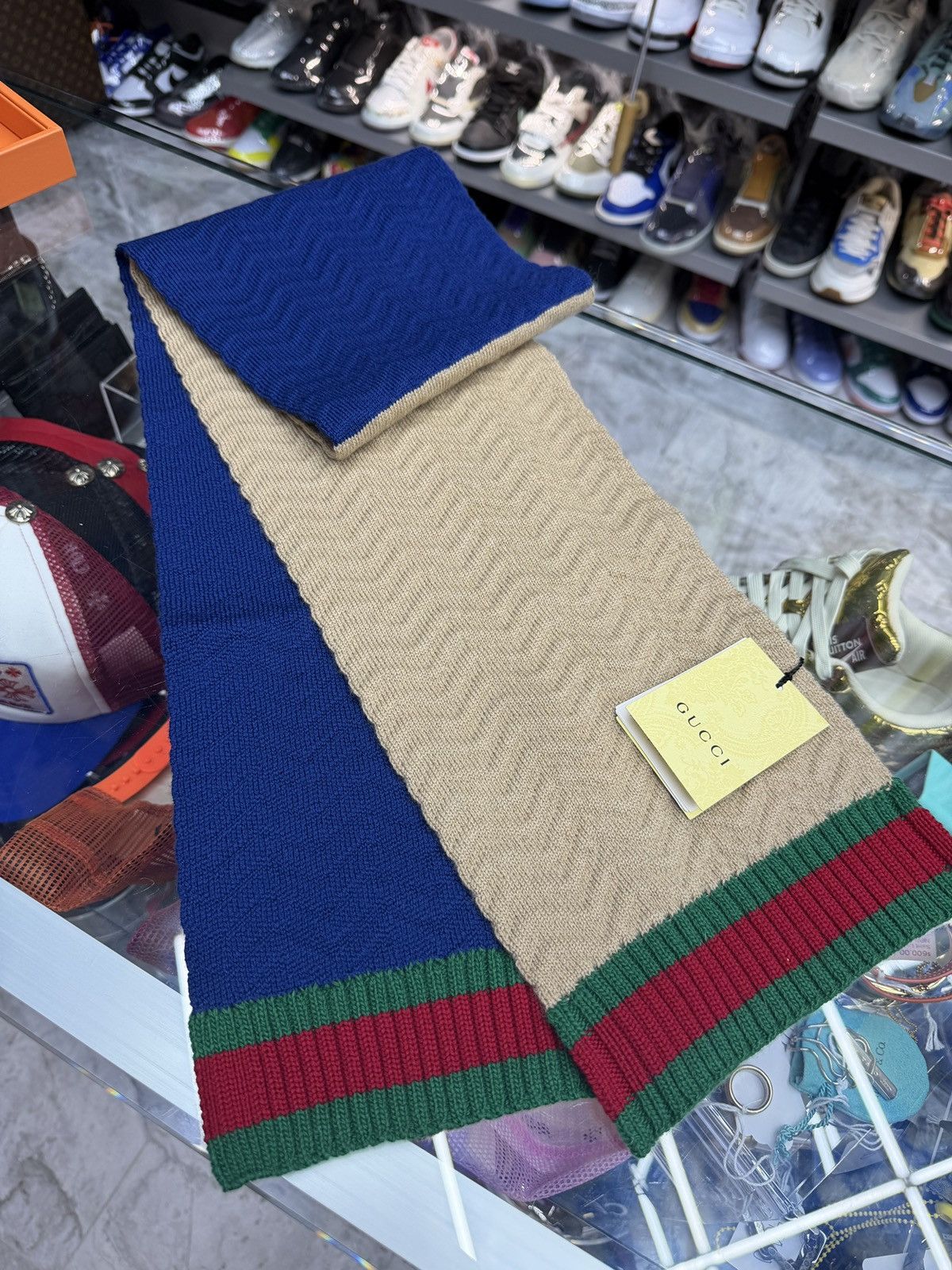 Gucci Gucci Navy/Beige Scarf Size ONE SIZE - 2 Thumbnail