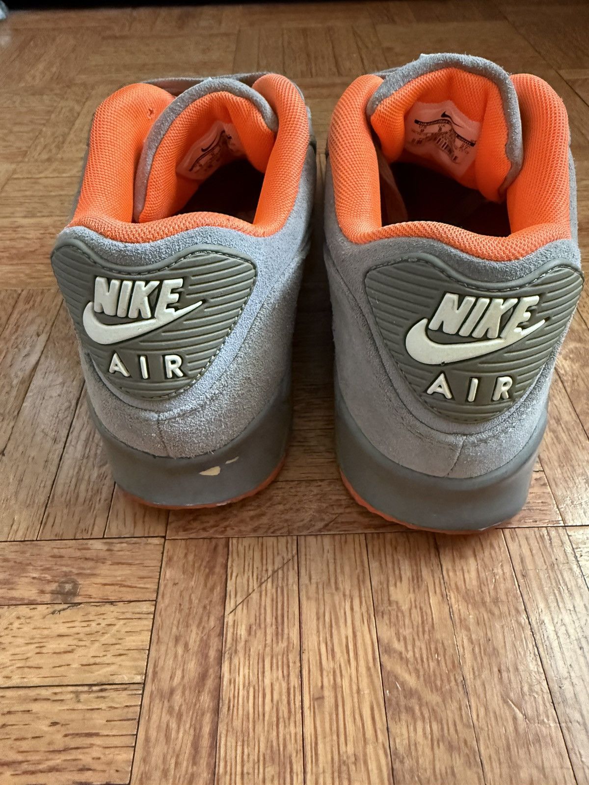 Nike Nike Air Max Milan Size US 9 / EU 42 - 5 Thumbnail