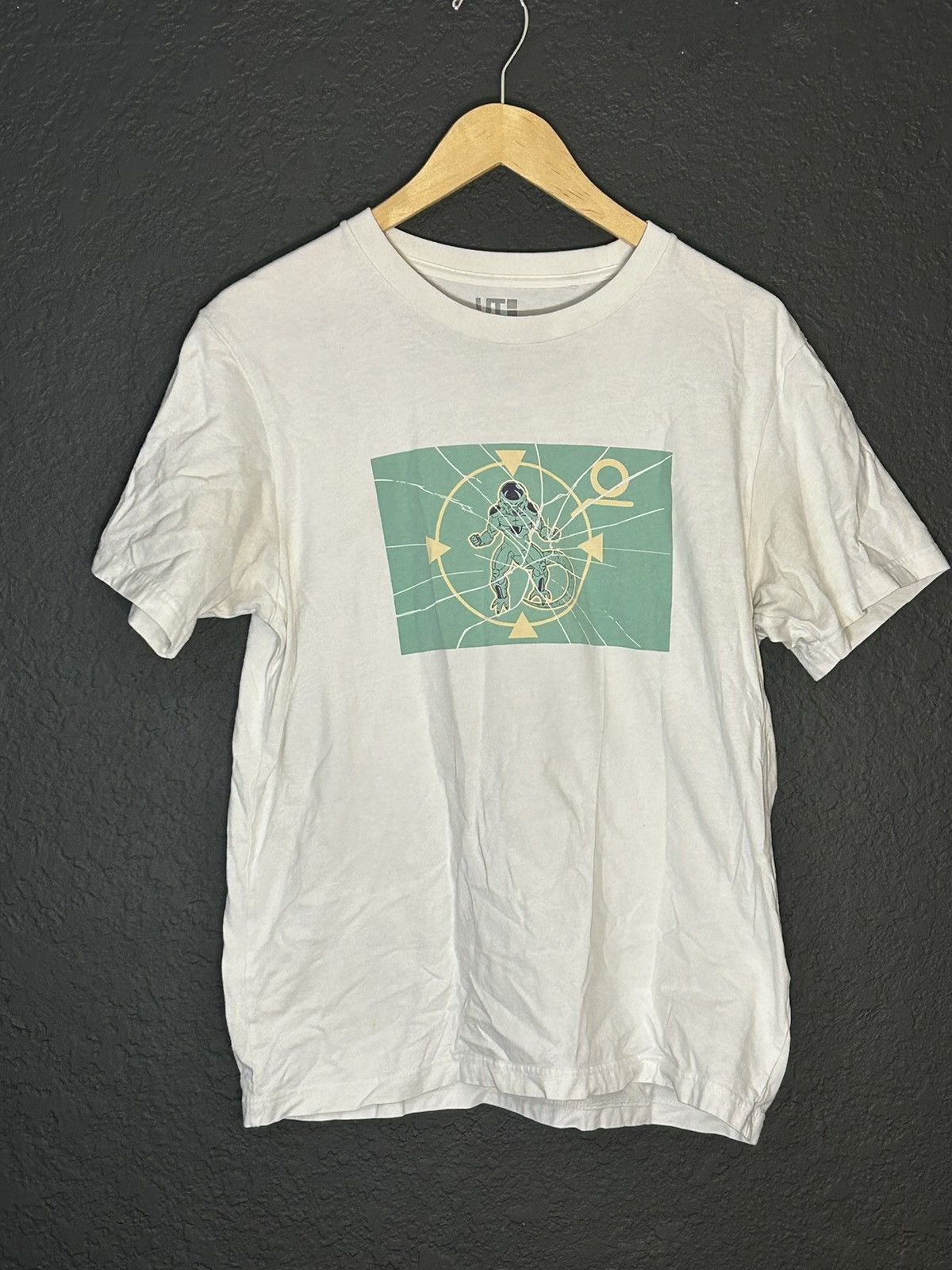 Anime × Uniqlo Uniqlo Dragon Ball Z Frieza T Shirt Size US S / EU 44-46 / 1 - 1 Thumbnail