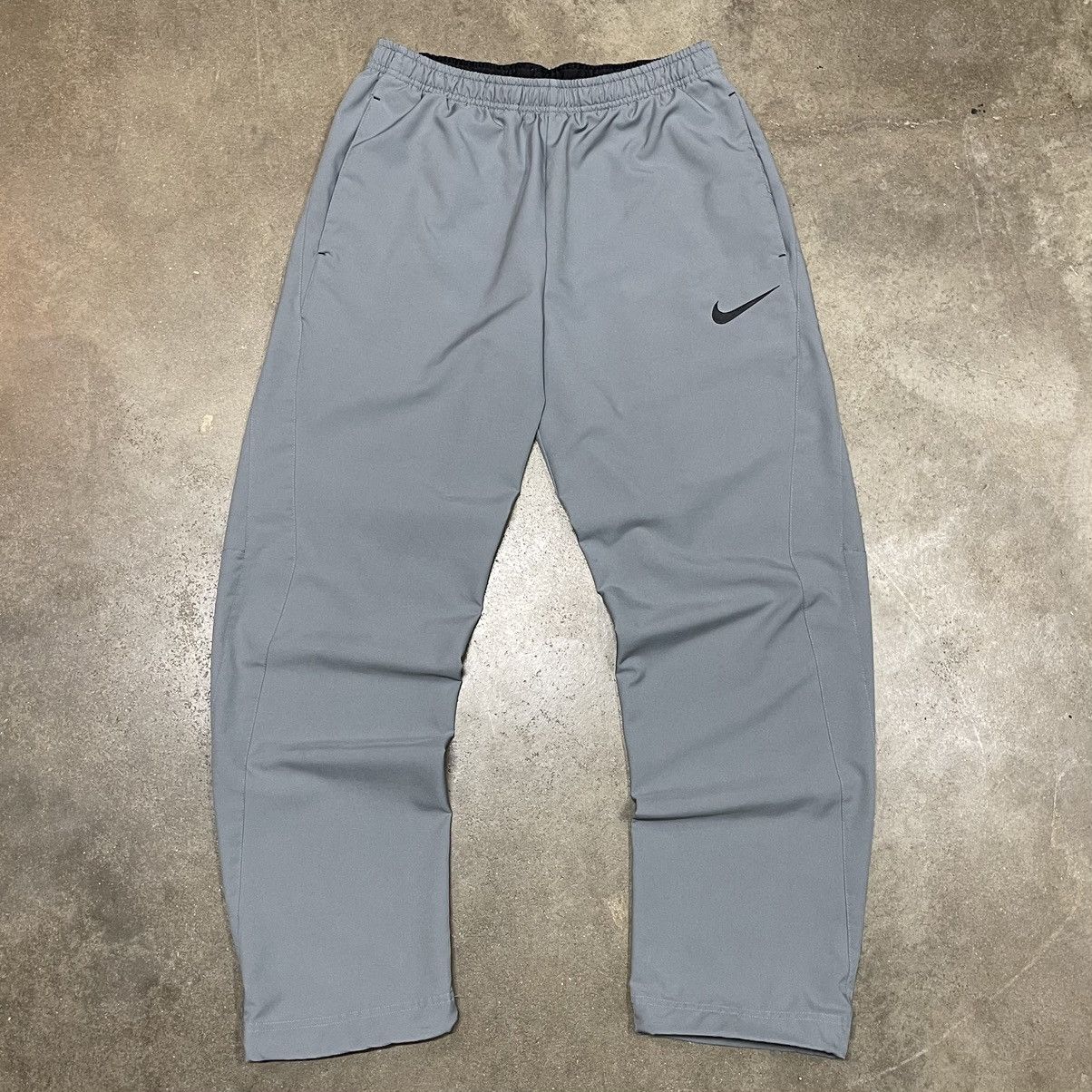 Nike Nike Y2K Gray Baggy Warm Up Track Pants Size US 32 / EU 48 - 1 Thumbnail