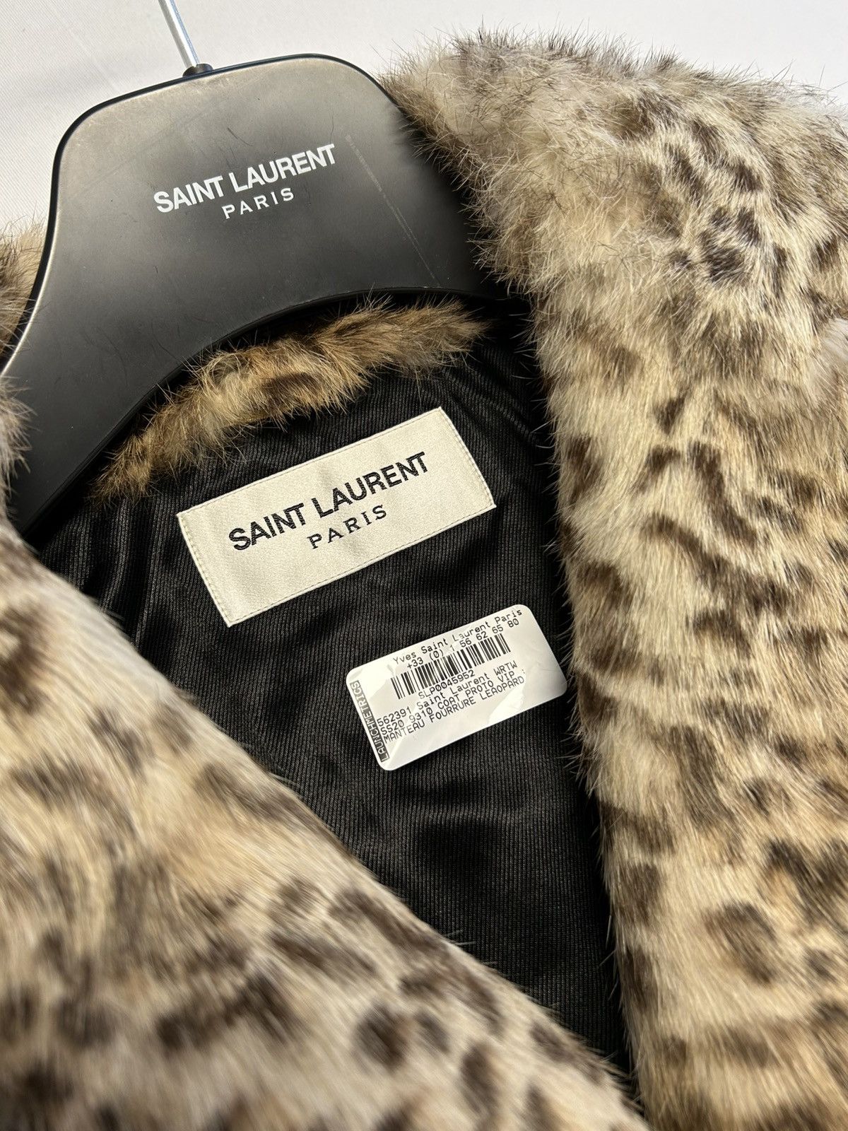 Saint Laurent Paris SS2020 1/1 sample leopard fur coat Size US M / EU 48-50 / 2 - 9 Thumbnail