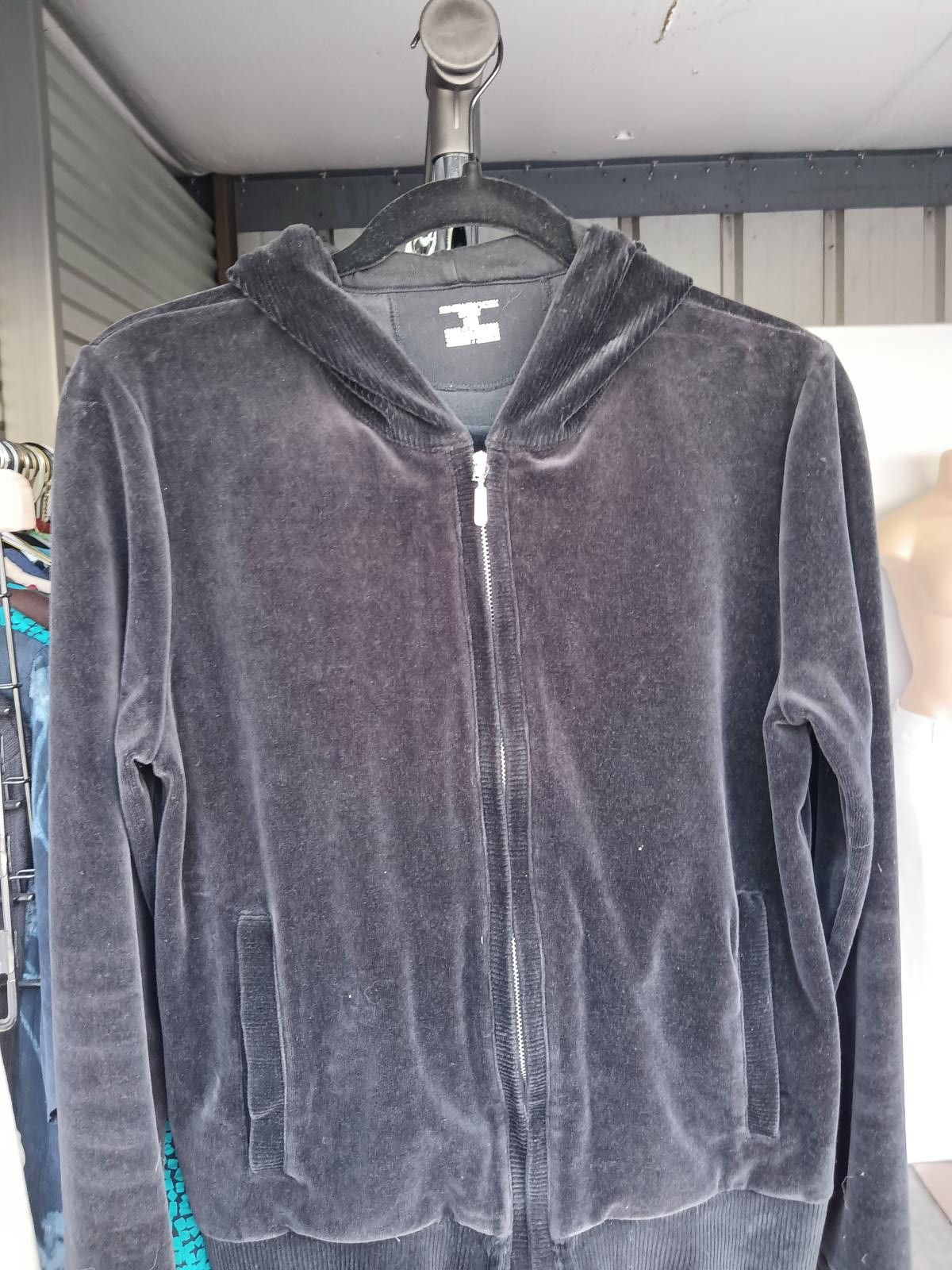 Designer Chic Black Velour Zip-Up Hoodie Size ONE SIZE - 4 Thumbnail