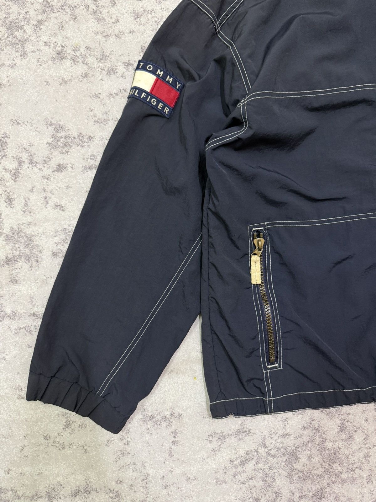 Tommy Hilfiger Vintage Tommy Hilfiger Sailing Gear Windbreaker Jacket Hodie Size US XL / EU 56 / 4 - 4 Thumbnail