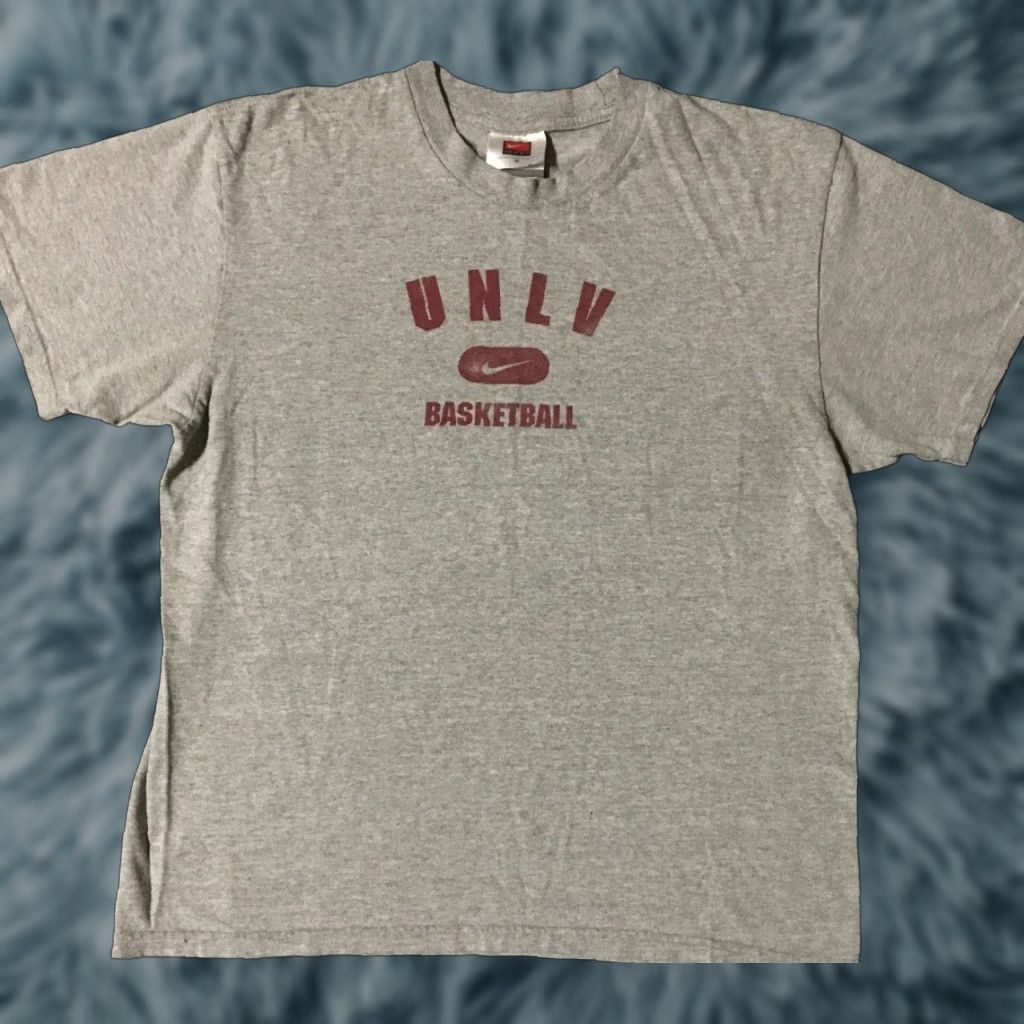 Nike VINTAGE Nike UNLV Shirt S S Gray 90s Big Swoosh Grunge School Track PE Mens Size US S / EU 44-46 / 1 - 1 Thumbnail