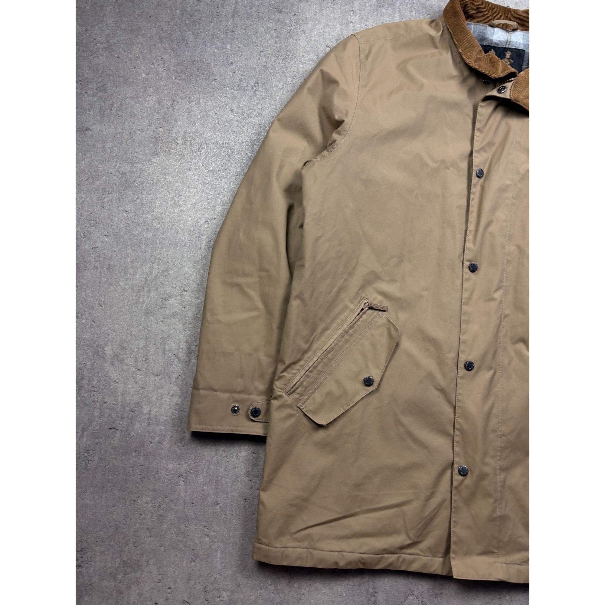 Barbour Barbour Mens Beige Waxed Cotton Jacket W/ Corduroy Collar & Size US XXL / EU 58 / 5 - 2 Thumbnail