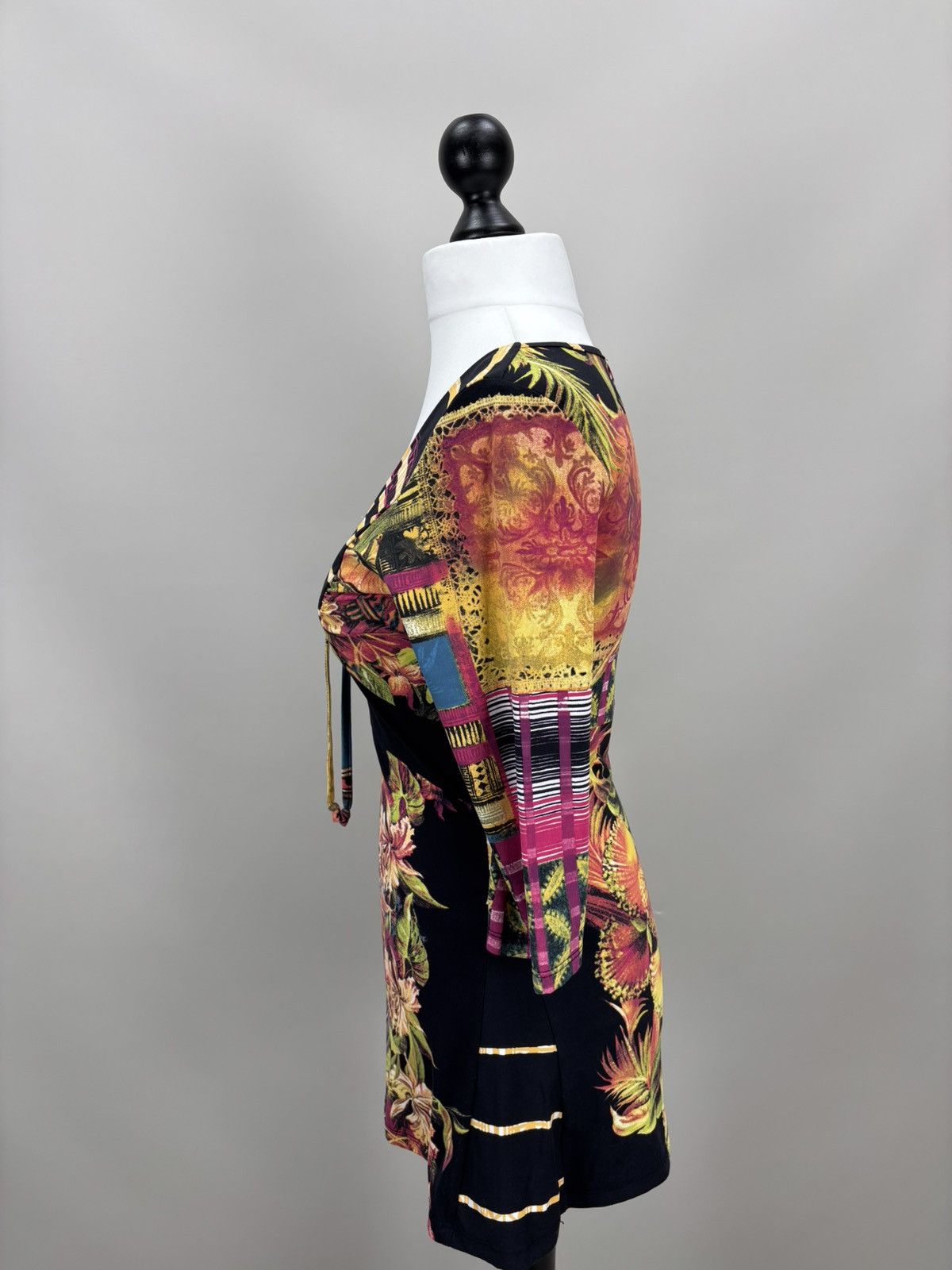 Jean Paul Gaultier Womens blouse Save The Queen Size L Color Multicolor Size L / US 10 / IT 46 - 8 Thumbnail