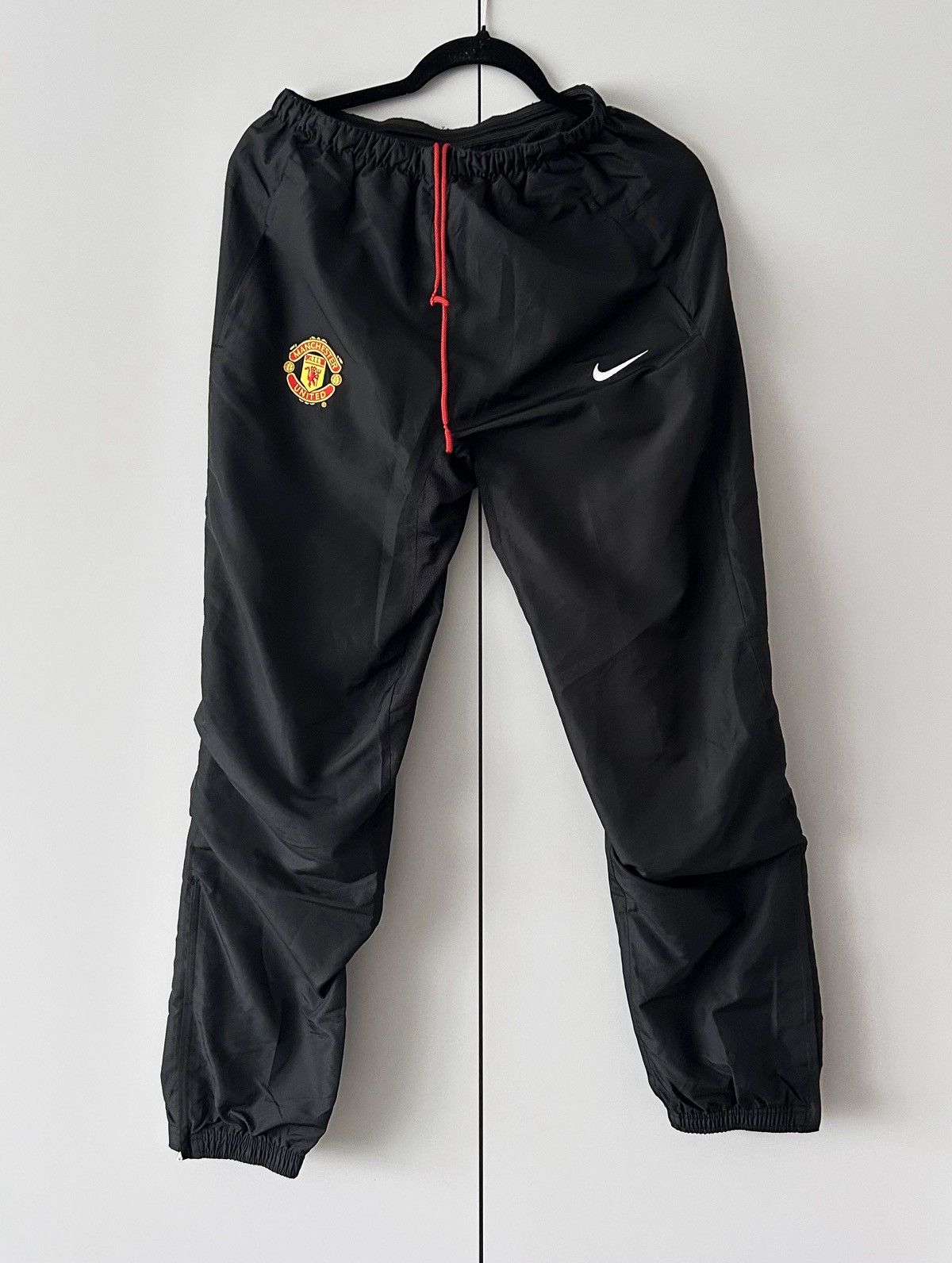 Nike Manchester United pants nike vintage Size US 31 - 7 Thumbnail