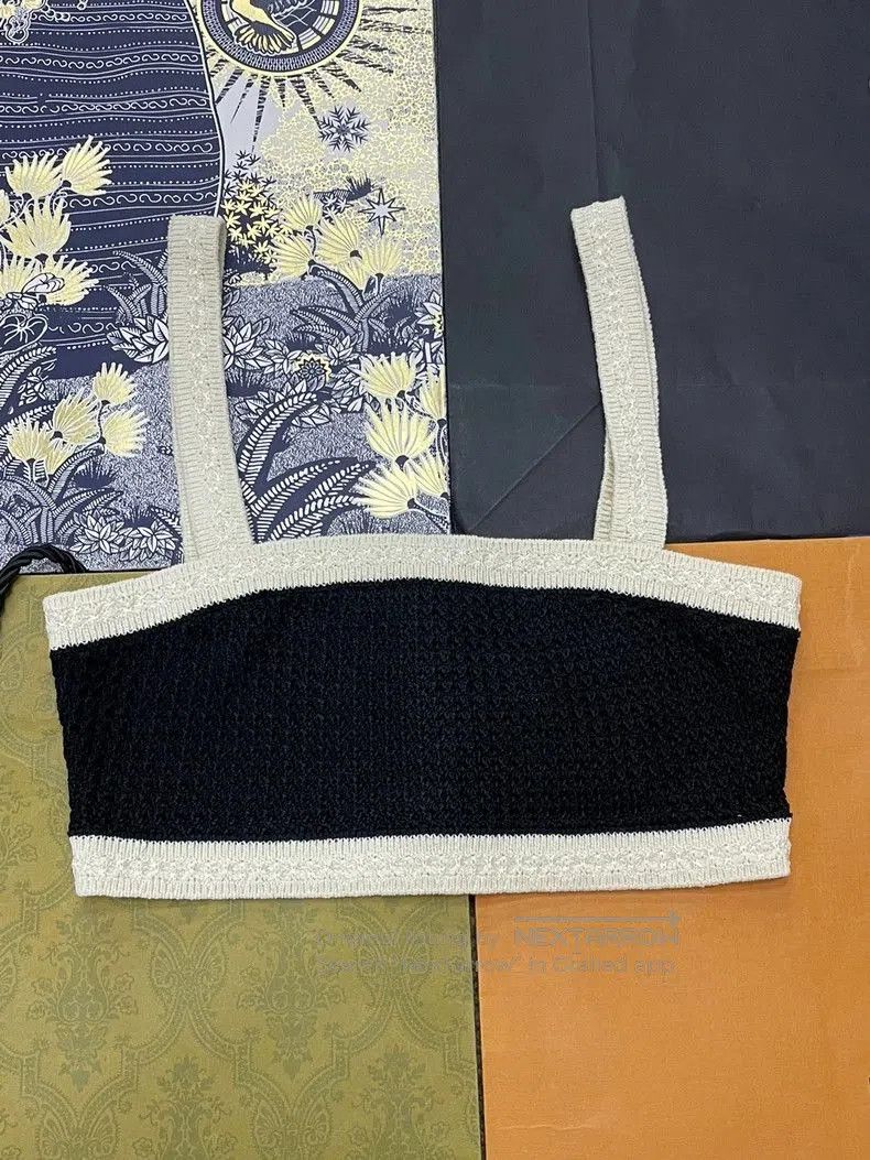 Chanel Chanel 24P Knit Button Sleeveless Top. Size US S / EU 44-46 / 1 - 3 Thumbnail