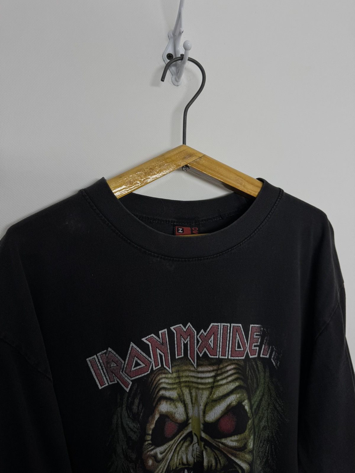 Iron Maiden Vtg Iron Maiden Band T Shirt Best Of The Beast Eddie 90s Size US M / EU 48-50 / 2 - 9 Thumbnail