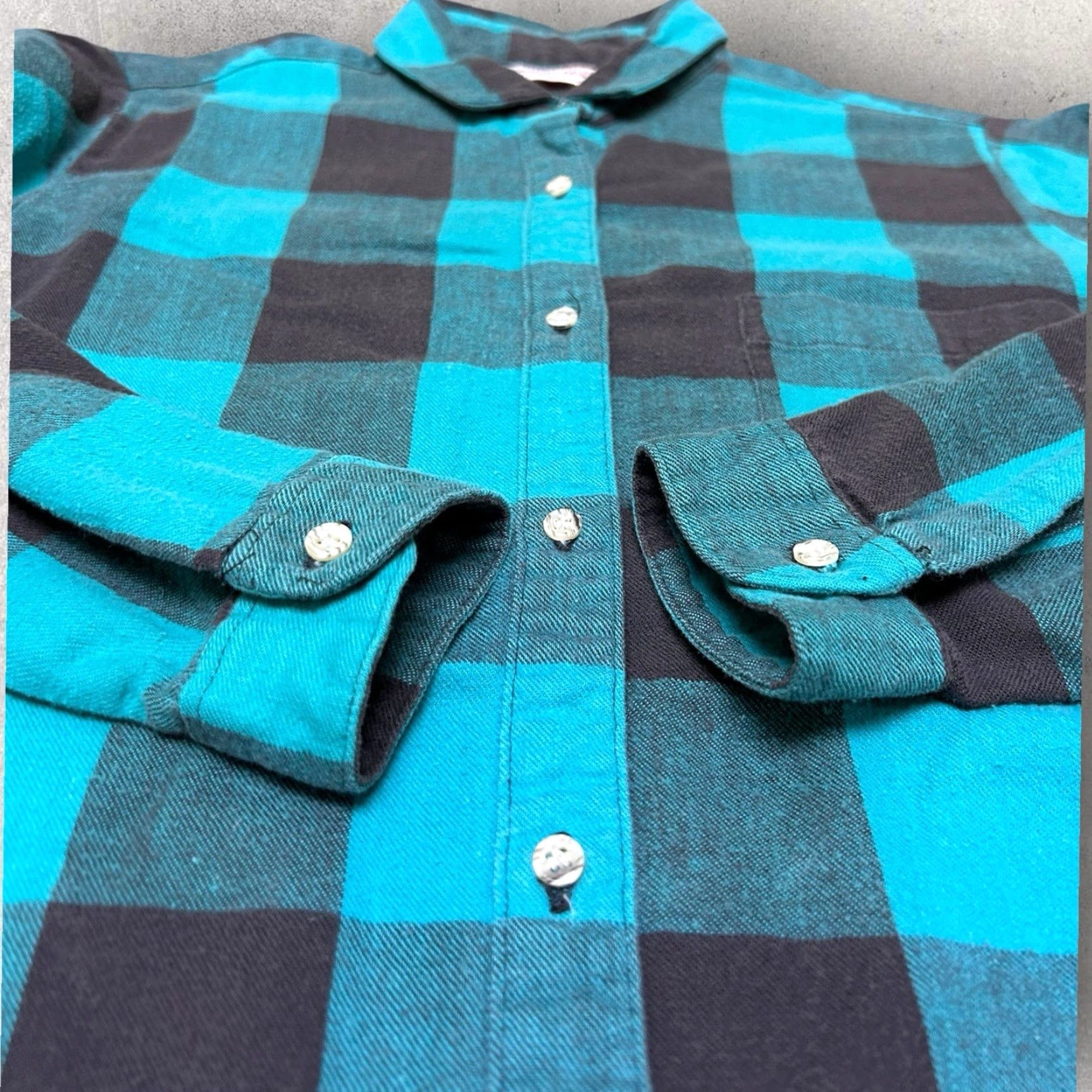 American Eagle Outfitters VINTAGE American Outfitters For Her Womens Grunge 90s Flannel Plaid Teal Blue Shirt M Casual, Travel Womens 90s Grunge USA Pocketed Button-Up Shirt Size M / US 6-8 / IT 42-44 - 2 Thumbnail