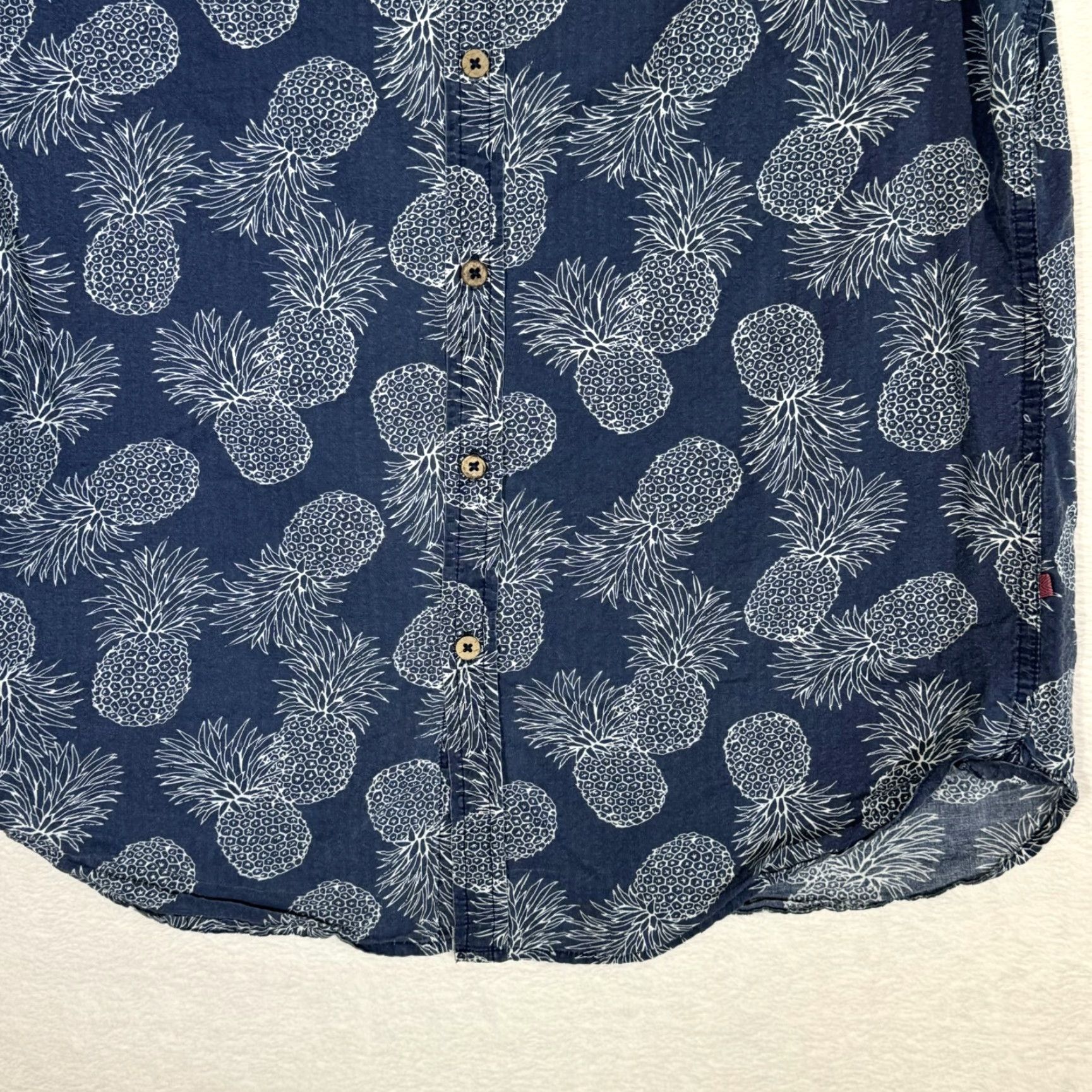 Vintage Cactus Man Shirt Small Navy Pineapple Print Slim Cotton Button-Up M570 Mens Size US S / EU 44-46 / 1 - 3 Thumbnail