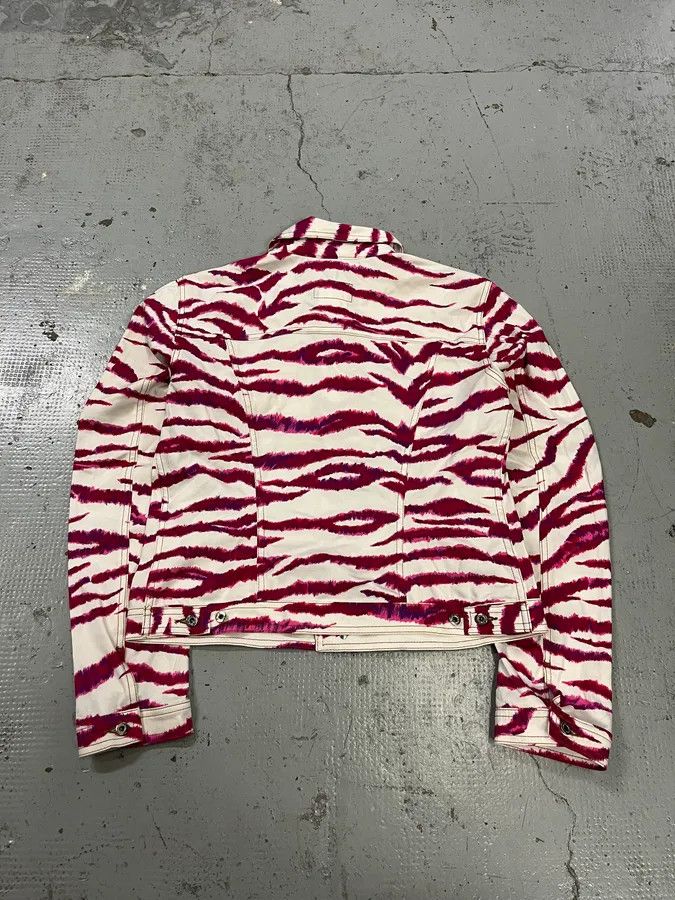 Dolce & Gabbana 2000s Dolce & Gabbana Tiger Stripes White & Fuschia Jacket Size US M / EU 48-50 / 2 - 8 Thumbnail