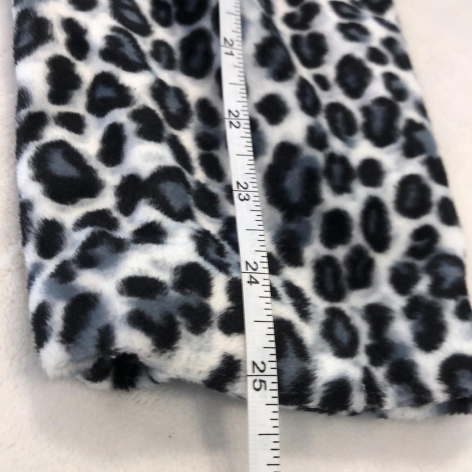 Other Amy Byer plush faux fur leopard print coat plush SZ SM Size S / US 4 / IT 40 - 10 Thumbnail