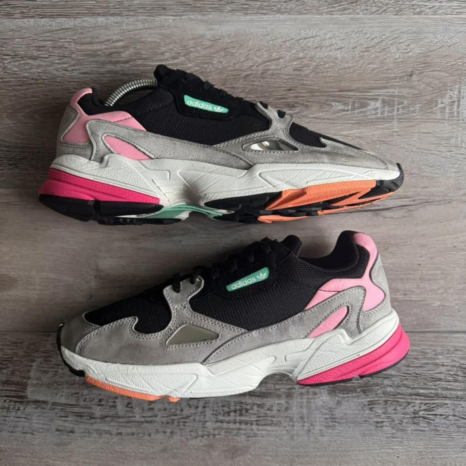 Adidas adidas • WMNS Falcon "Core Black Light Granite" (10M) Size US 10 / EU 43 - 2 Thumbnail
