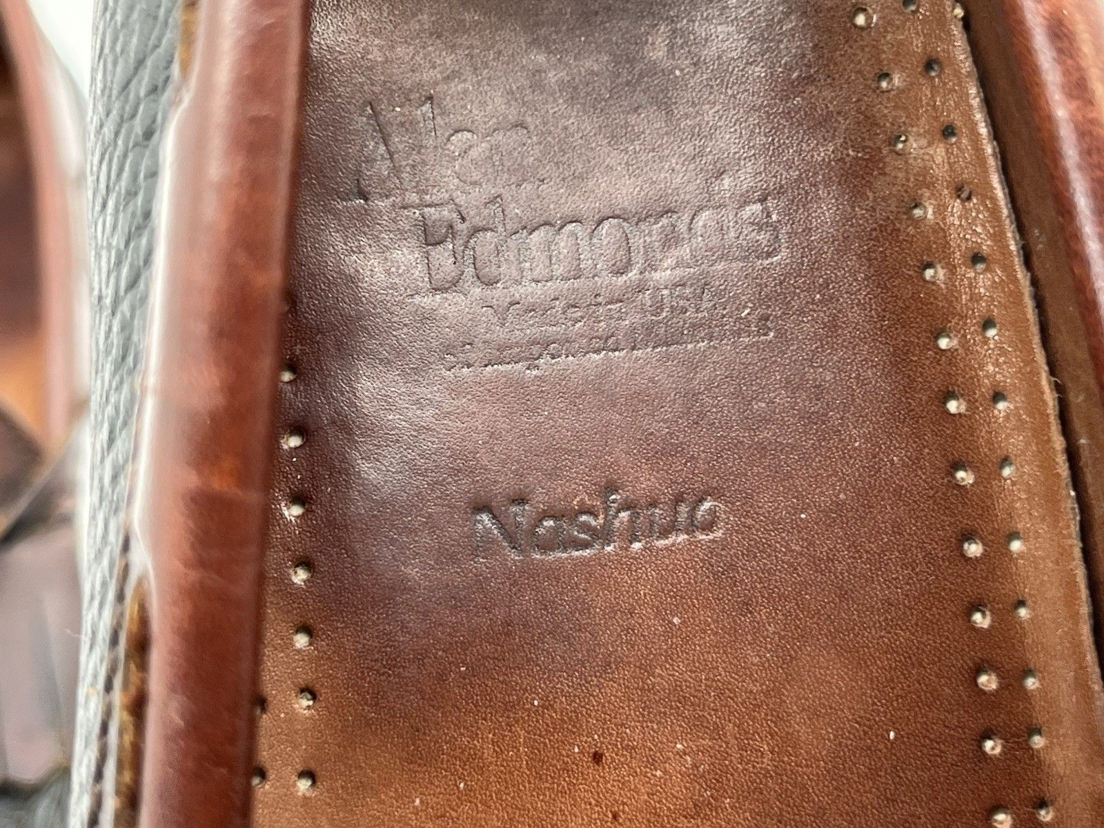 Allen Edmonds Allen Edmonds Nashua Loafers 10.5 Tassel Black Brown Leather Size US 10.5 / EU 43-44 - 10 Thumbnail