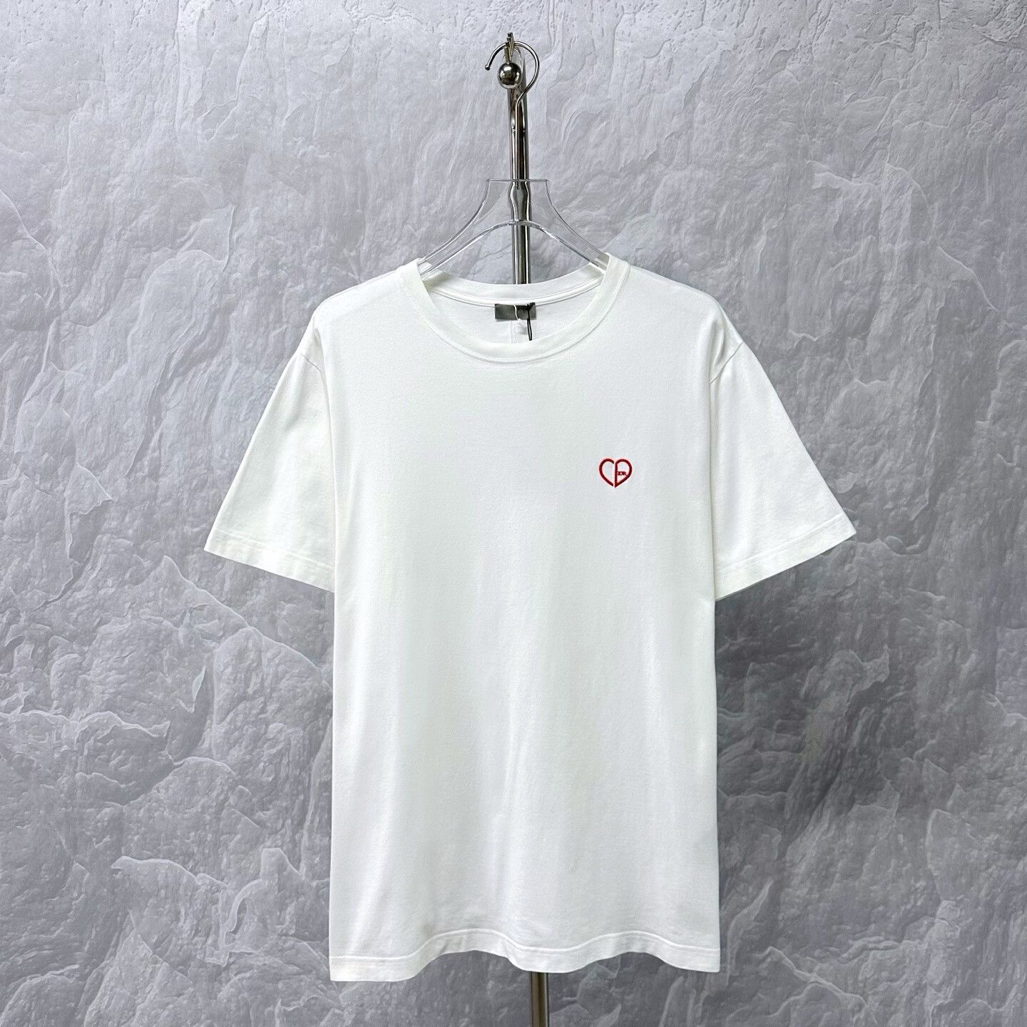 Dior dior embroidered heart short sleeve t-shirt Size L / US 10 / IT 46 - 1 Thumbnail