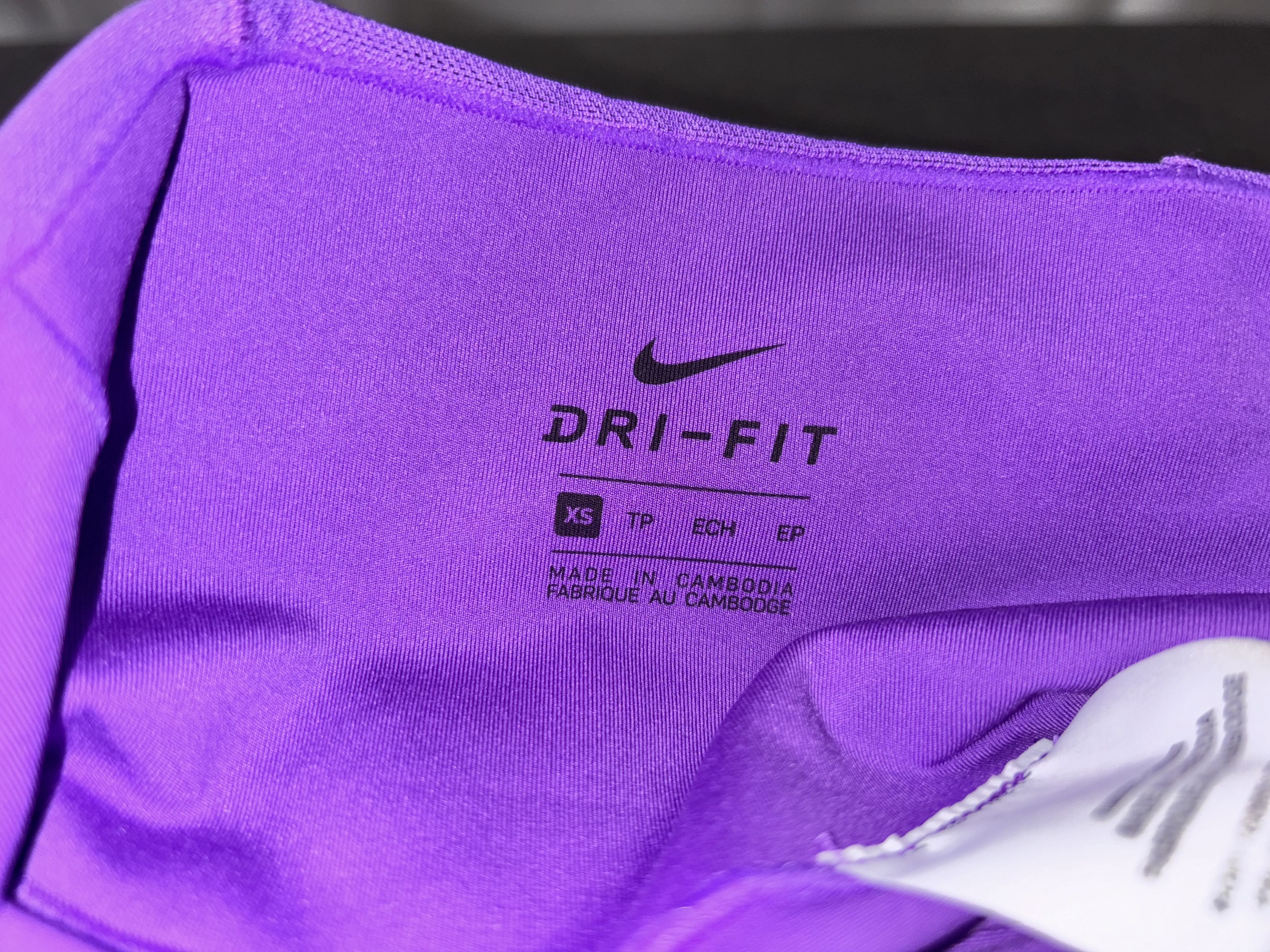 Nike Nike Indy Bra and Dri-Fit Shorts Set Purple Size XS Size 22" - 16 Thumbnail