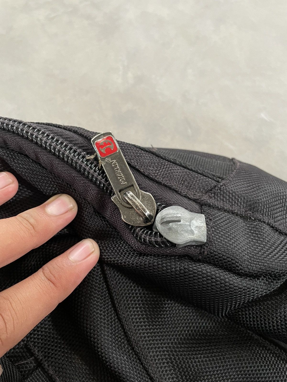 Oakley Vintage Oakley Software Backpack Slingbag Icon Size ONE SIZE - 8 Thumbnail