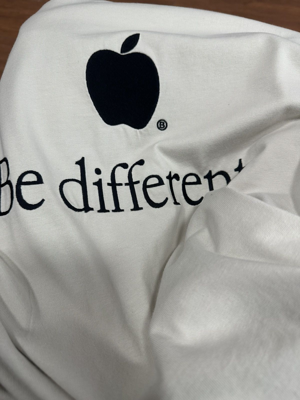 Balenciaga Balenciaga FW22 Be Different T-Shirt Size US L / EU 52-54 / 3 - 3 Thumbnail