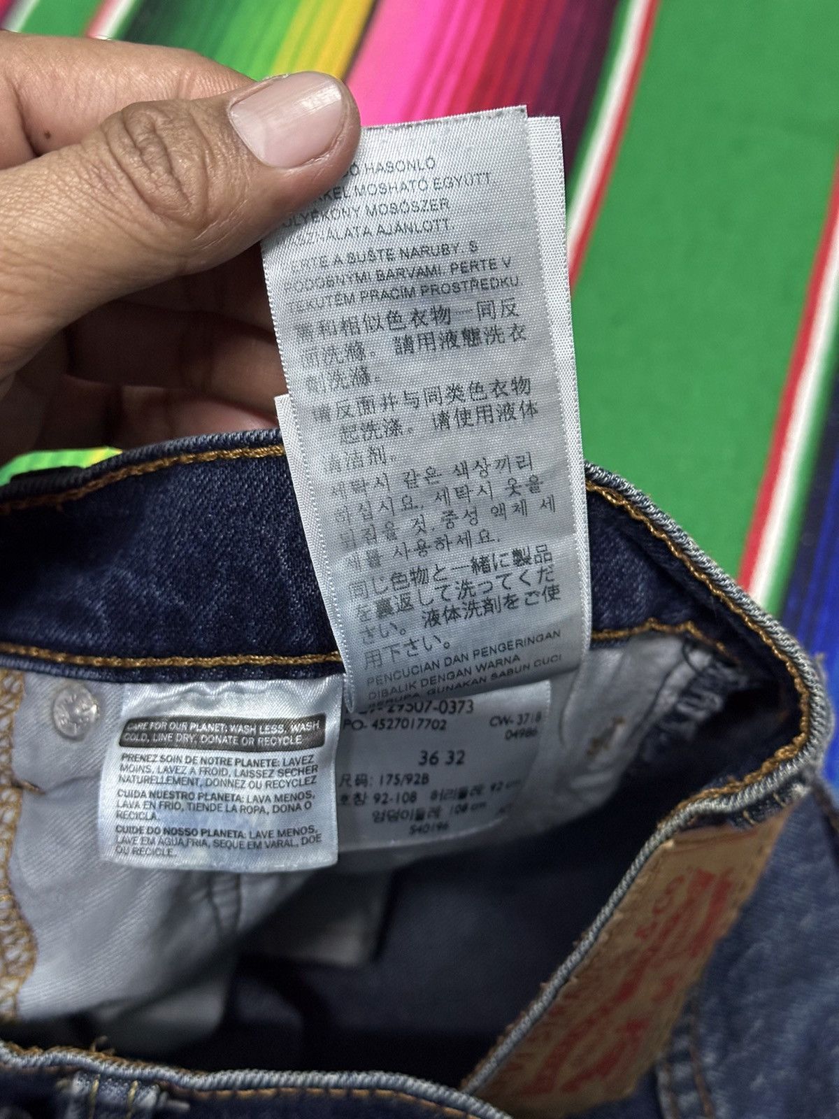 Levi's Vintage Clothing 💥Levis💥502 distress Crazy design 💥 Size US 36 / EU 52 - 9 Thumbnail