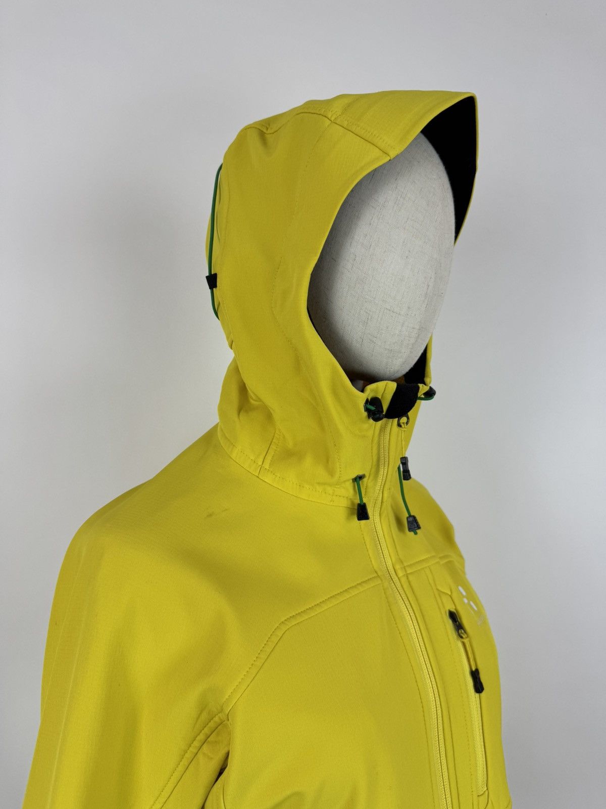 Haglofs Haglofs Softshell Jacket Womens Windstopper gorpcore Hiking Size S / US 4 / IT 40 - 7 Thumbnail