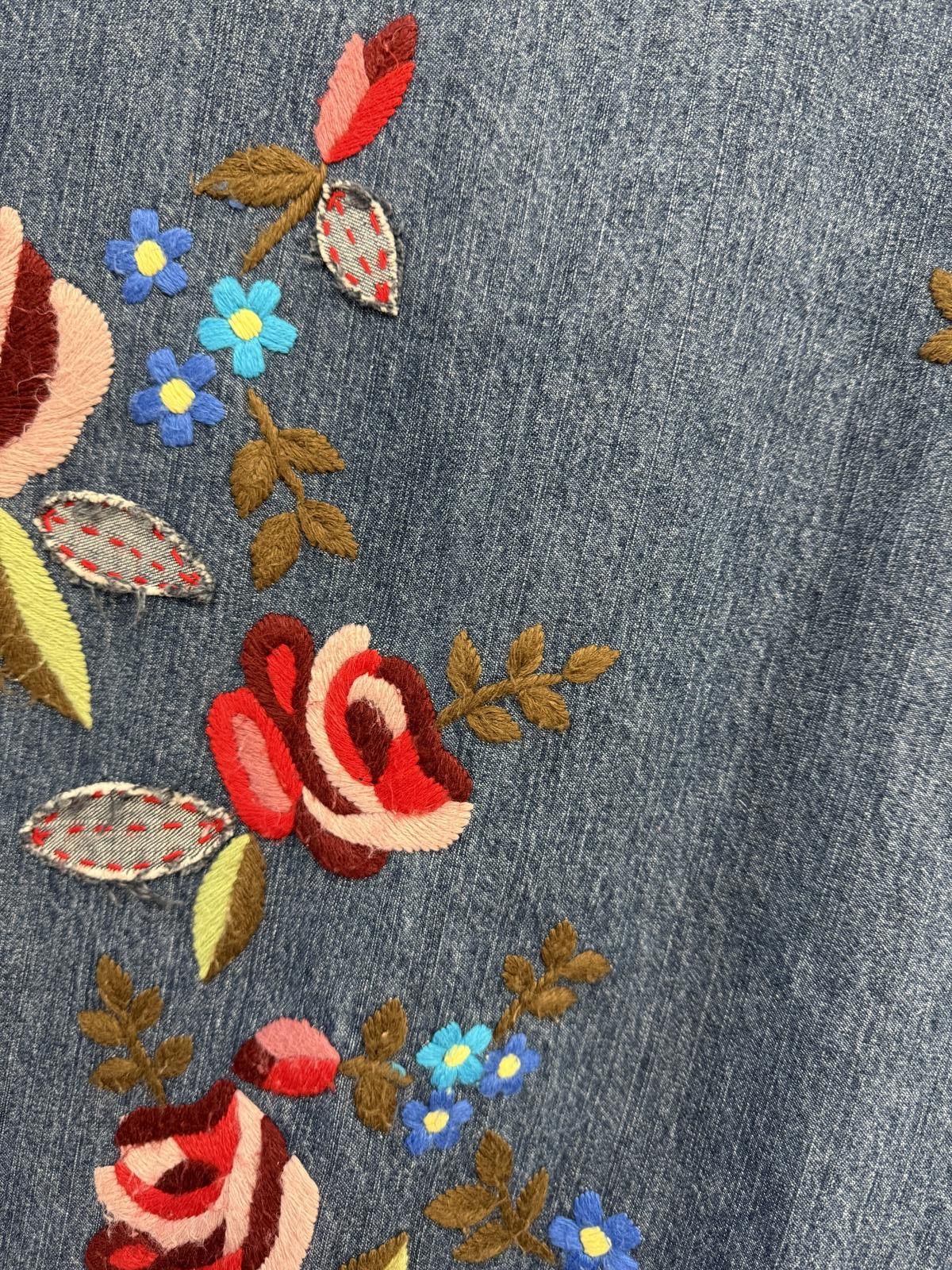 Other Embroidered Denim Skirt with Floral Design Size 30" / US 8 / IT 44 - 2 Thumbnail