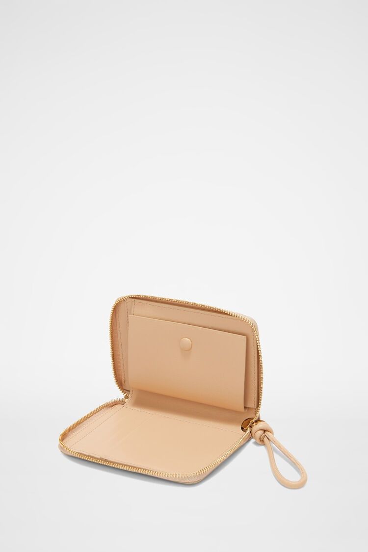 Jil Sander o1mt1gz0725 Size: OS / Wallet in Beige Size ONE SIZE - 3 Thumbnail