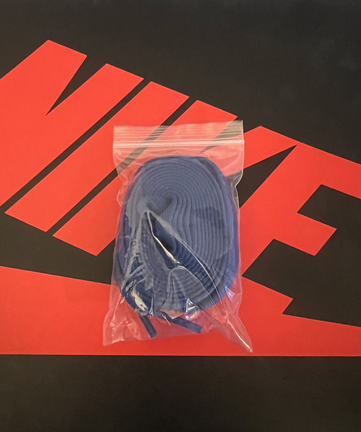 Jordan Brand JORDAN 1 RETRO HIGH OG 'ROYAL TOE' Size US 9 / EU 42 - 8 Thumbnail
