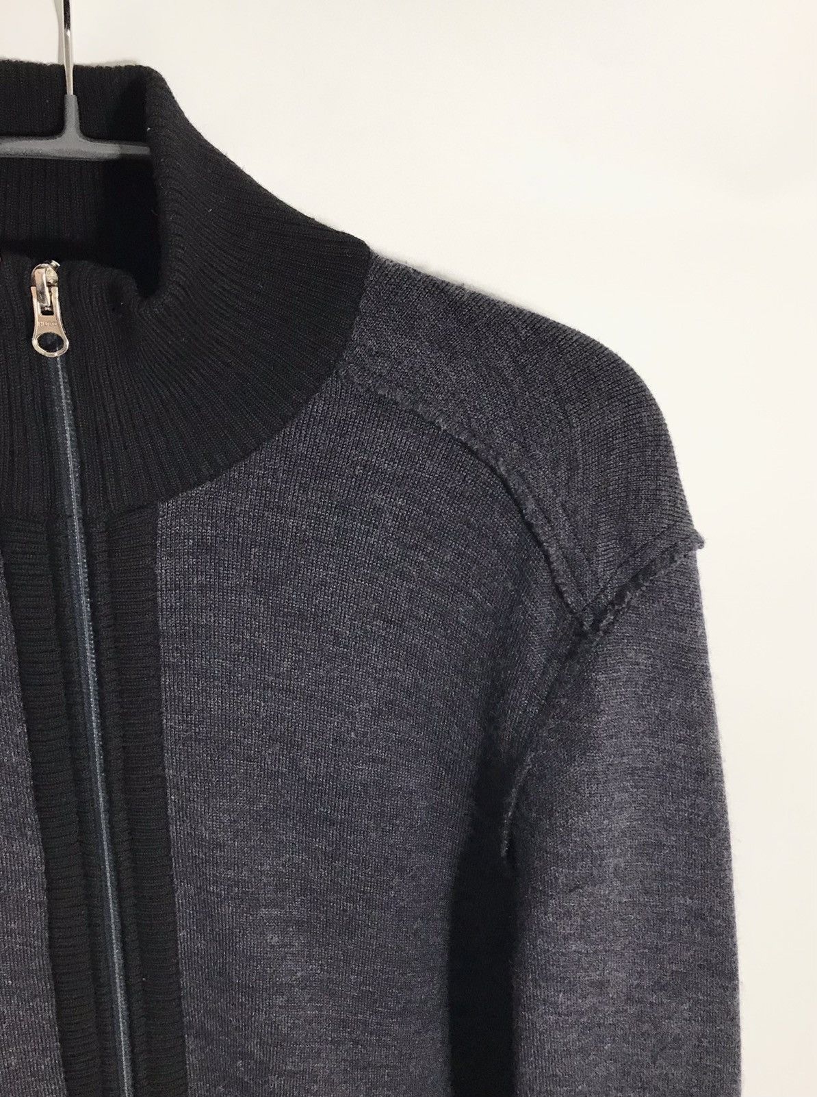 Hugo Boss Hugo Boss Zip Sweater Men's Sz S Heather Gray Size US S / EU 44-46 / 1 - 3 Thumbnail