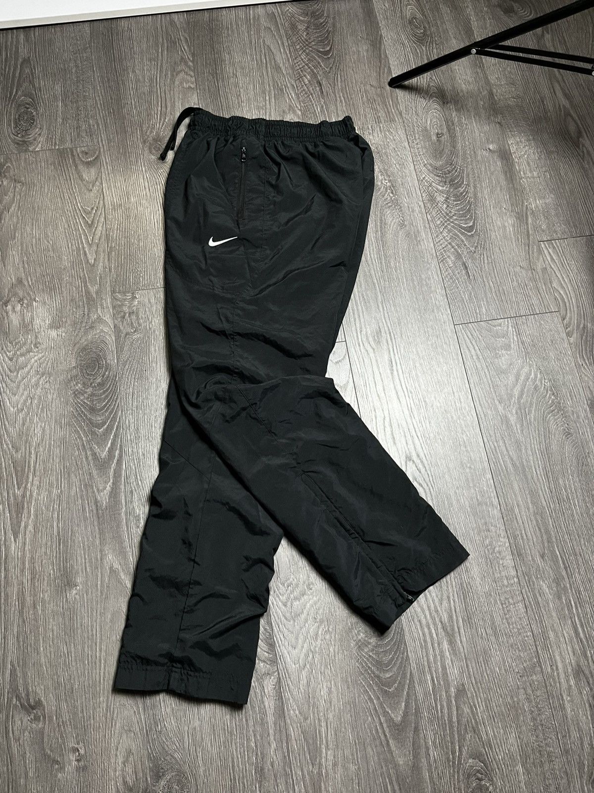 Nike Y2K Black Nylon Windbreaker Track Pants Vintage