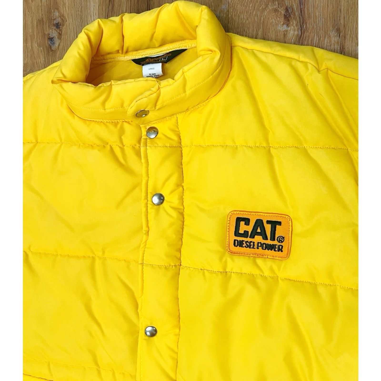 Vintage VINTAGE Swingster 80s Puffer Jacket Solid Yellow L Men Full Zip Quilted Stand-Up Collar Mid-Length Size US L / EU 52-54 / 3 - 2 Thumbnail