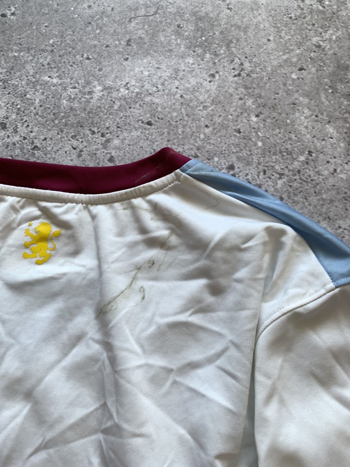 Under Armour 🔥UNDER ARMOUR ASTON VILLA 2016/17 AWAY SOCCER SHIRT Size US M / EU 48-50 / 2 - 8 Thumbnail
