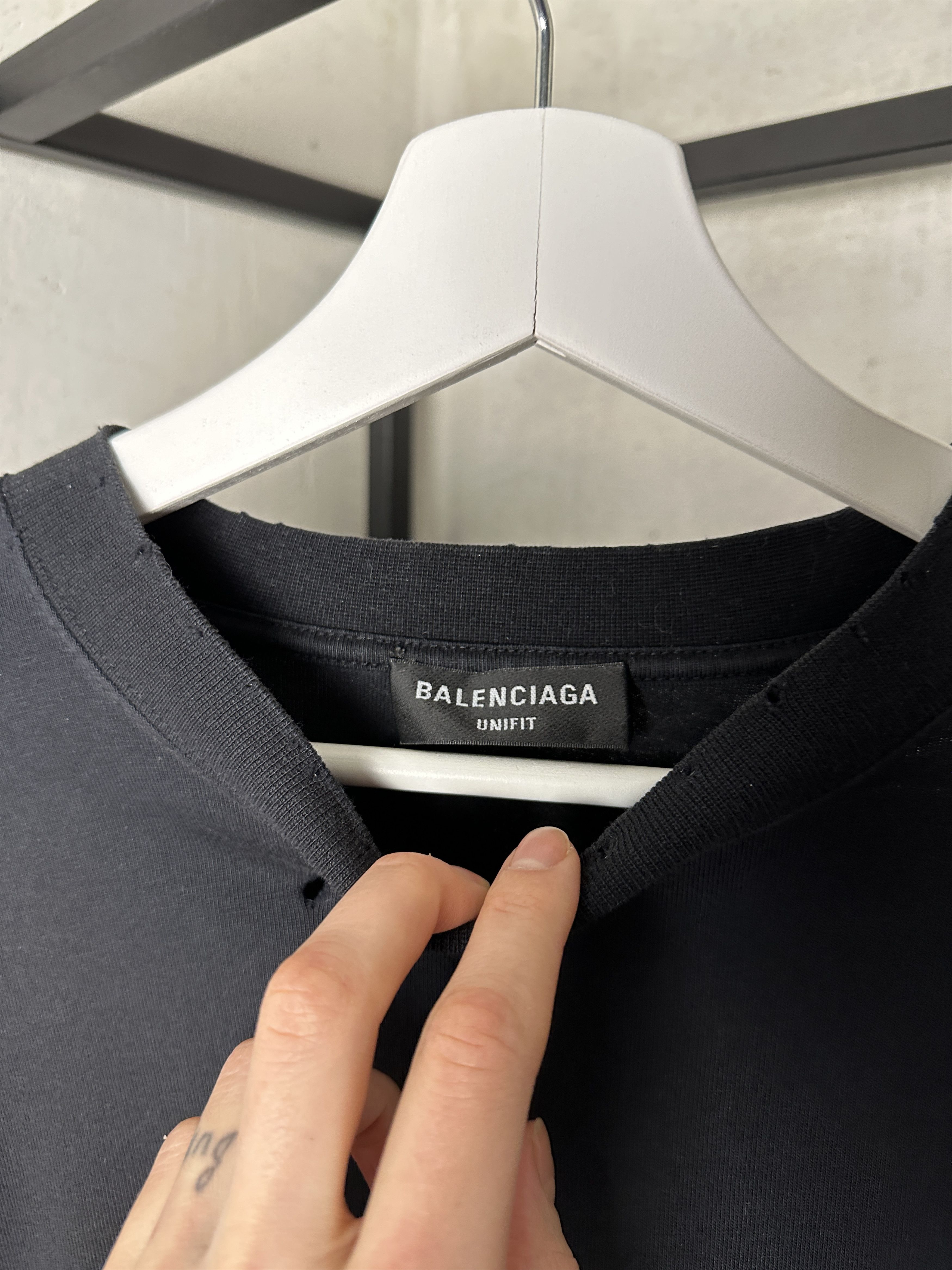 Balenciaga MAISON BALENCIAGA LONG SLEEVE T-SHIRT OVERSIZED Size US L / EU 52-54 / 3 - 3 Thumbnail