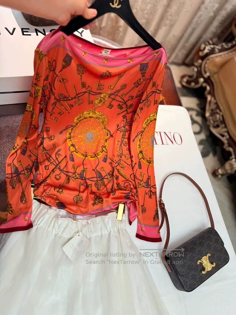 Hermes Hermes Long-sleeved Tee Blouse with Scarf Pattern Knitted Size XS / US 0-2 / IT 36-38 - 1 Thumbnail