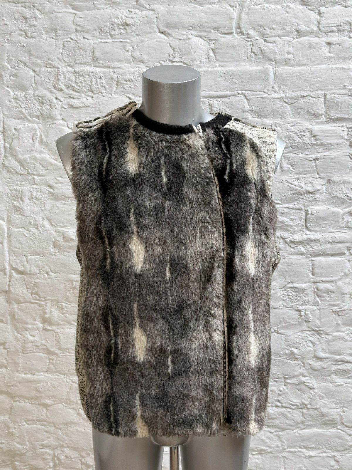 XLIM XLIM Episode 4 Faux Fur Vest Size US L / EU 52-54 / 3 - 1 Thumbnail