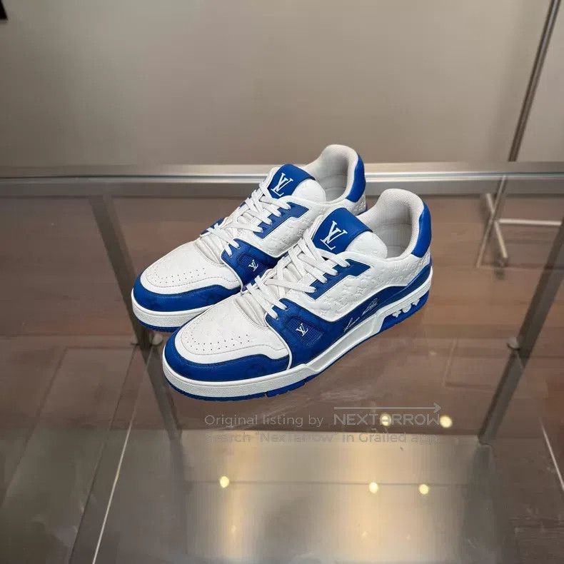 Louis Vuitton Louis Vuitton Trainer white and blue embossed full print s Size US 8 / EU 41 - 1 Thumbnail