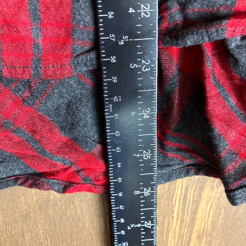 Vintage CAbi Shirt Red Gray Plaid Collared 1/2 Button Down Long Sleeve Medium Women’s Shirt Size M / US 6-8 / IT 42-44 - 7 Thumbnail