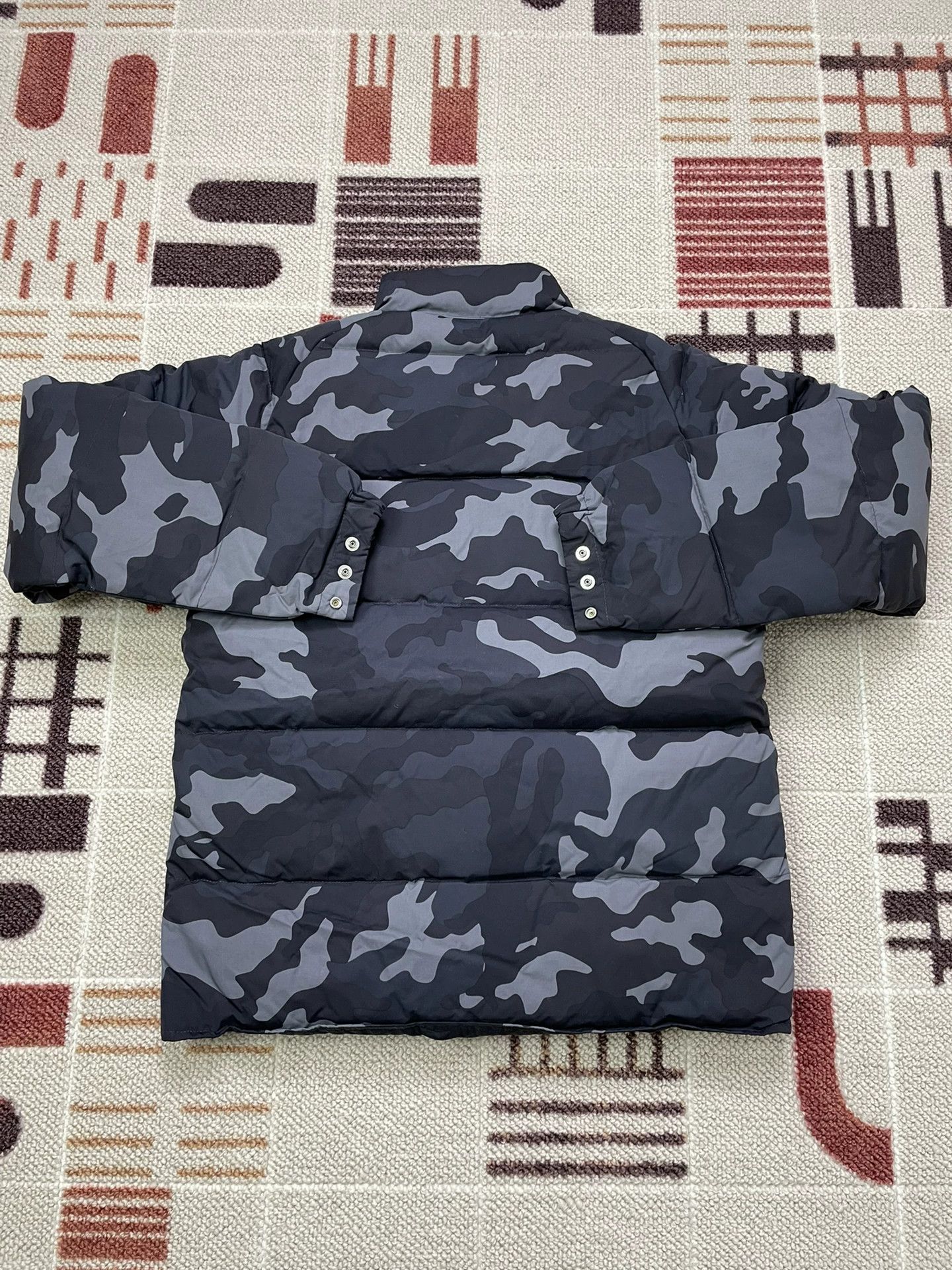 Bape BAPE 1ST CAMO Black Camo Down Jacket S Near Mint Size US S / EU 44-46 / 1 - 2 Thumbnail