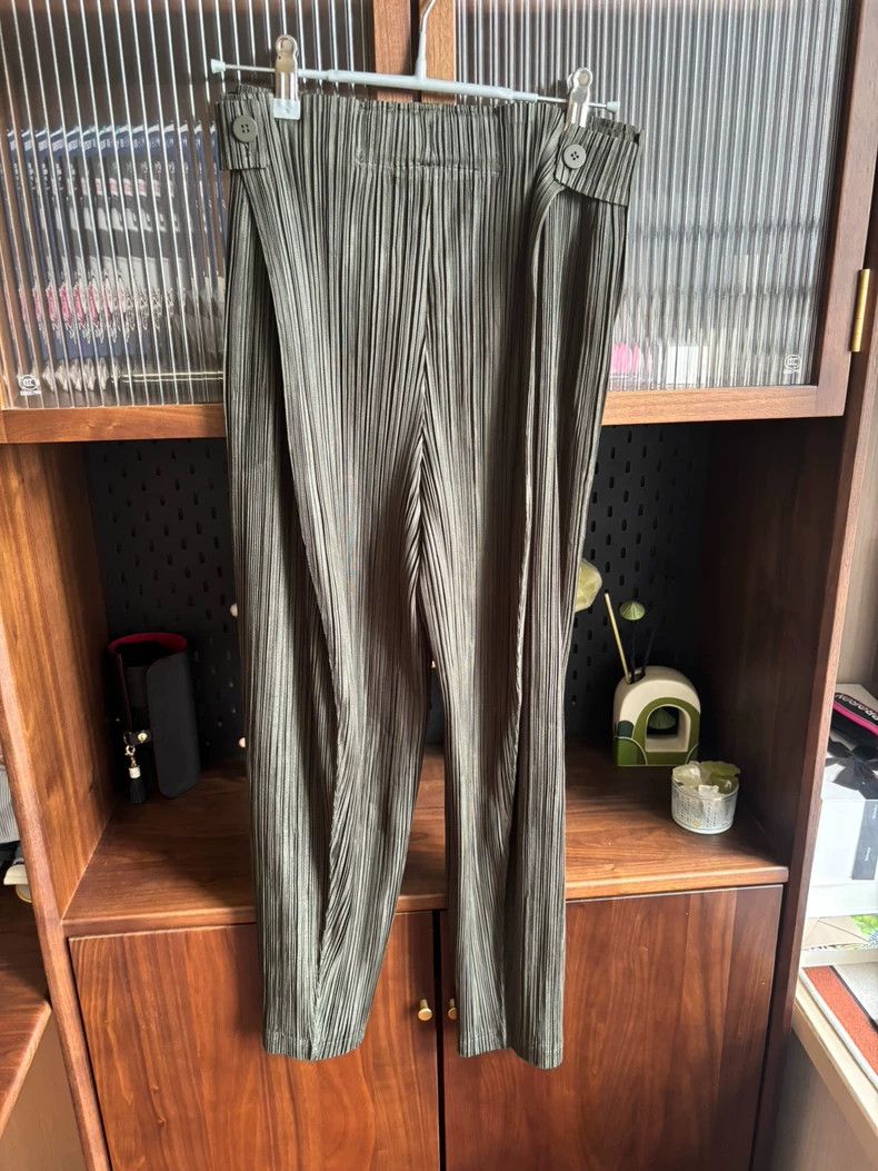 Issey Miyake Issey Miyake size:2 Black pleated trousers Size 22" - 7 Thumbnail