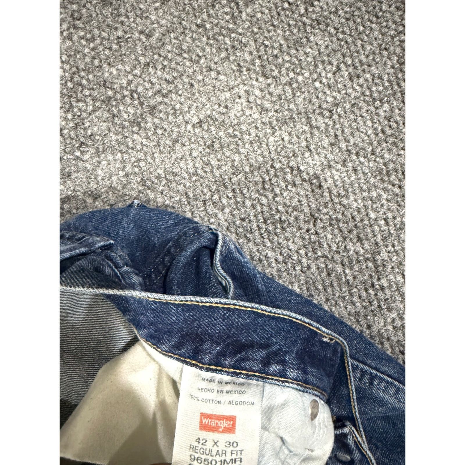 Wrangler Wrangler jeans mens 42x30 blue straight leg denim classic cowboy Size US 42 / EU 58 - 4 Thumbnail