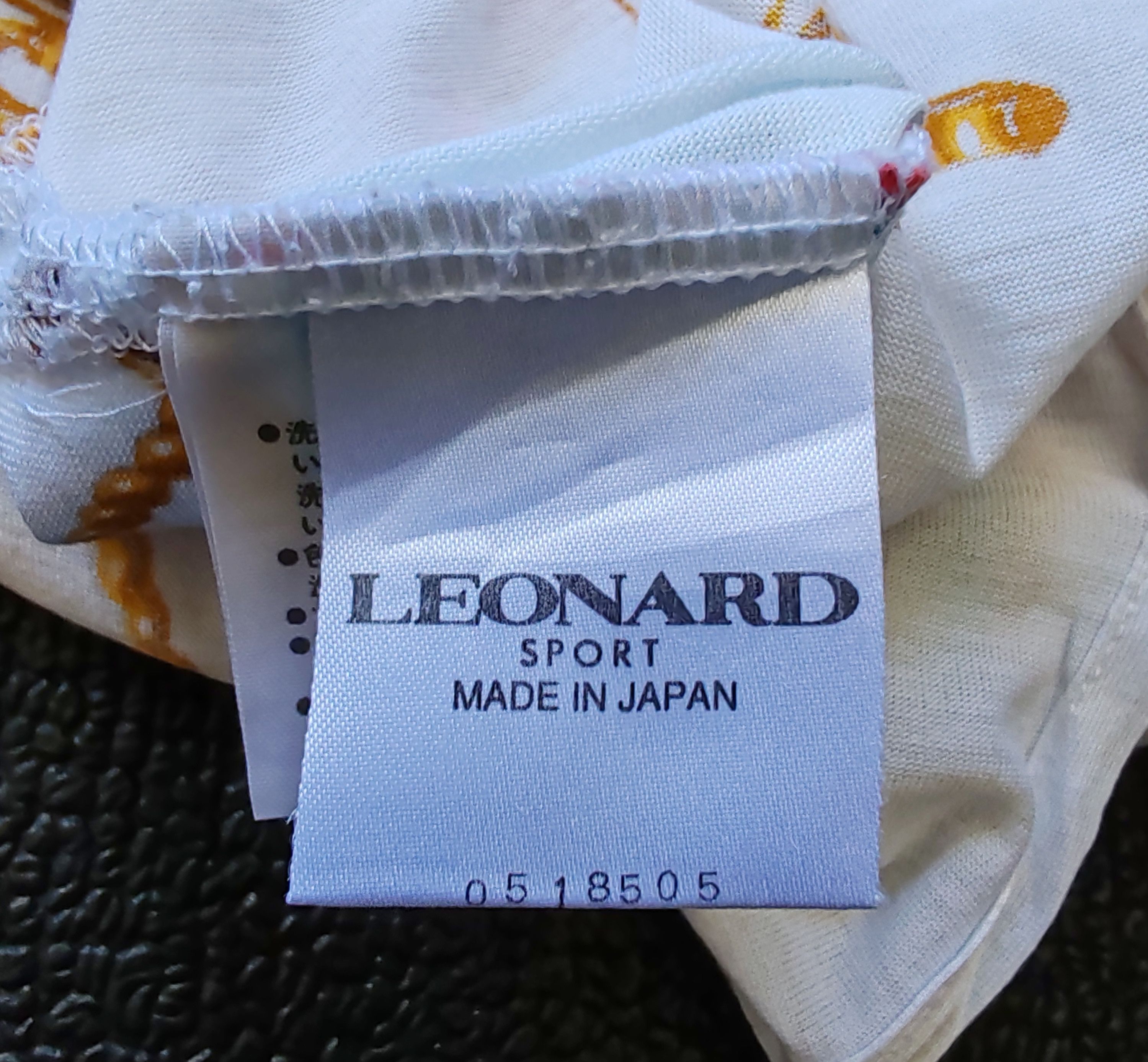 Leonard Paris Vintage Leonard Paris Leonard Sport T Shirt Size Medium Size M / US 6-8 / IT 42-44 - 10 Thumbnail