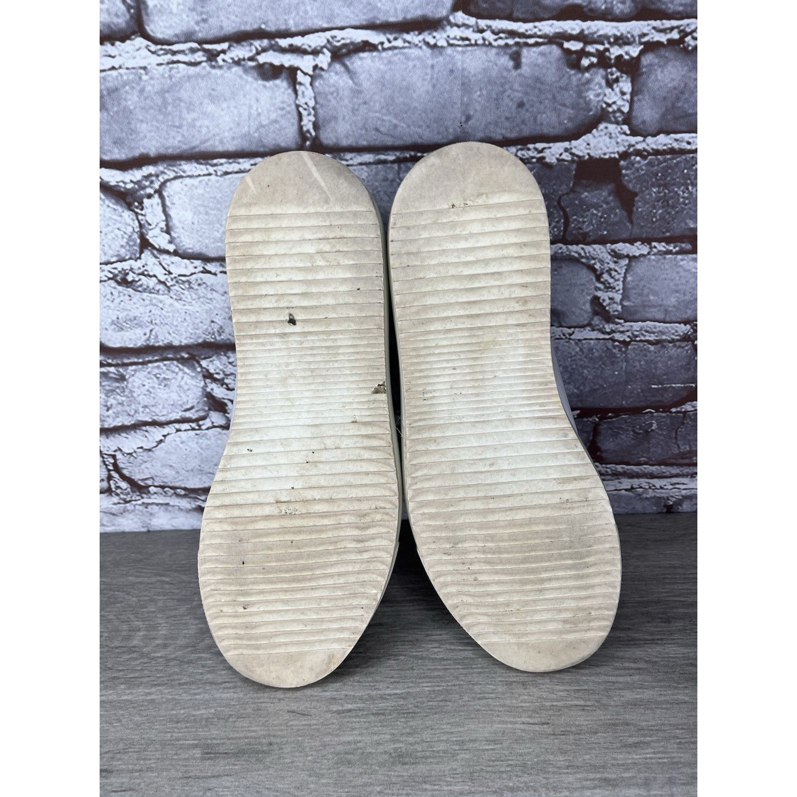 Axel Arigato Axel Arigato Womens Size 7.5 White Silver Sneakers Leather L Size US 7.5 / IT 37.5 - 20 Thumbnail