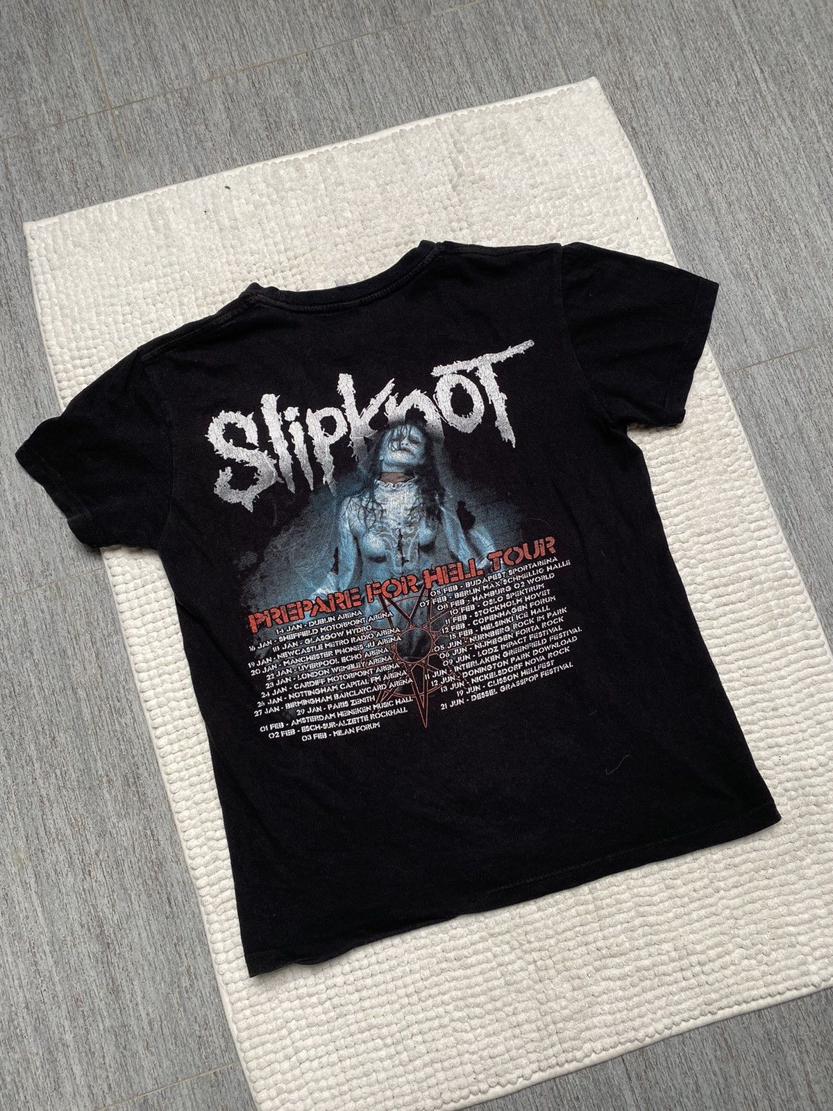 Band Tees × Slipknot Slipknot Prepare For Hell Tour Tee Vintage y2k 2014 - 2015 Size US S / EU 44-46 / 1 - 12 Thumbnail