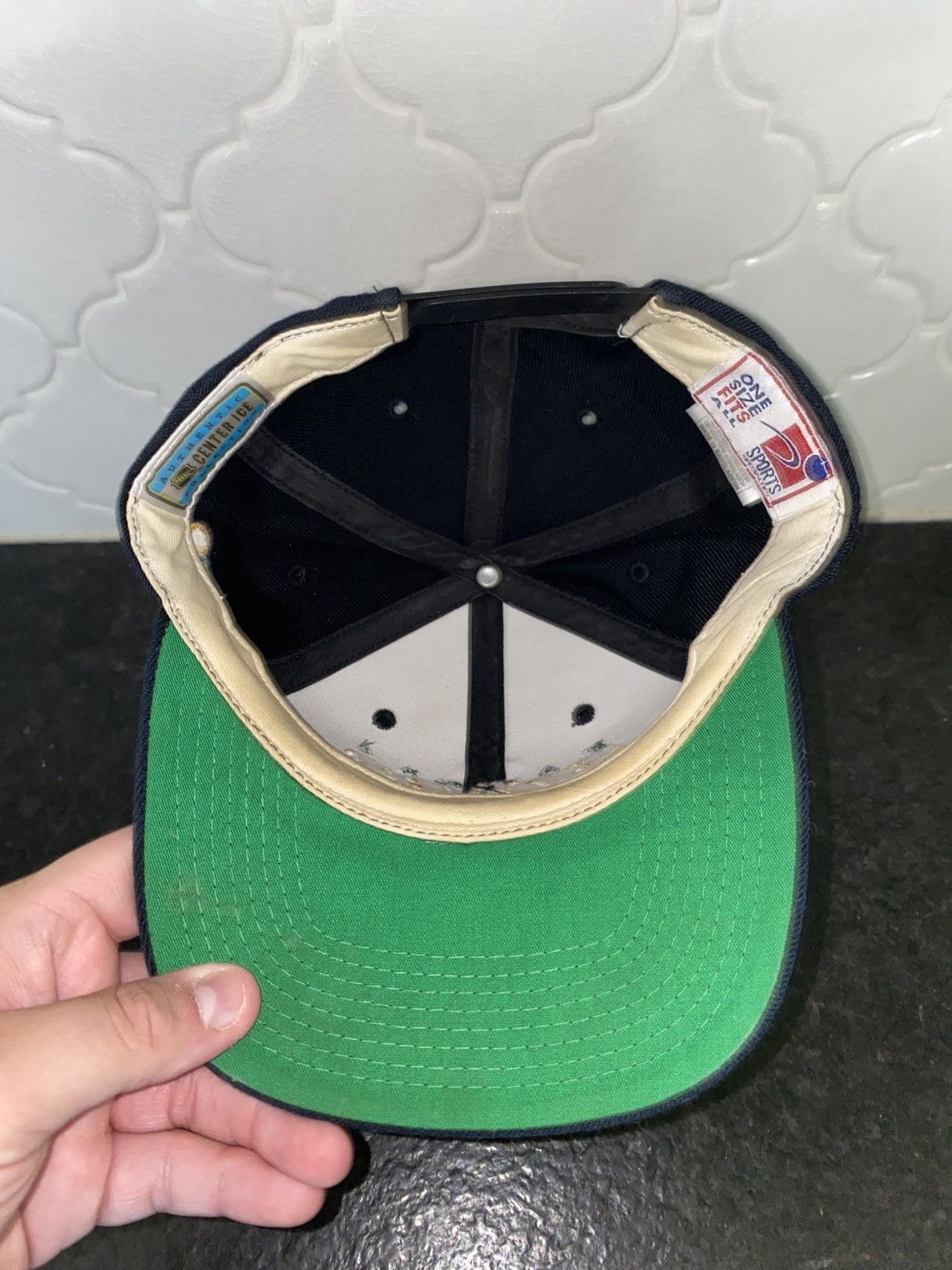Sports Specialties Vintage 90s Sports specialties Dallas stars snapback Size ONE SIZE - 3 Thumbnail