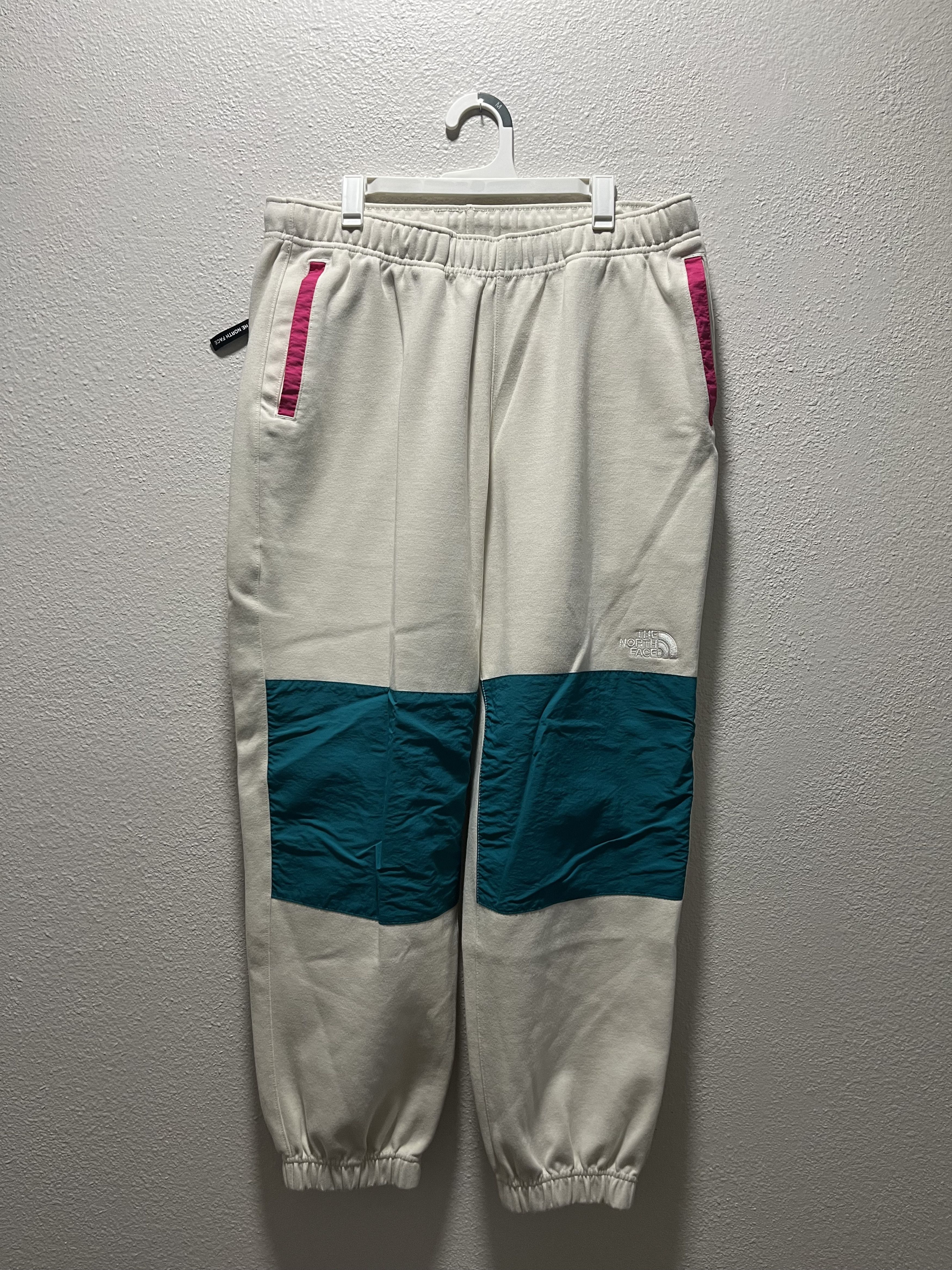 The North Face North Face Jogger Sweatpants Size US 32 / EU 48 - 1 Thumbnail