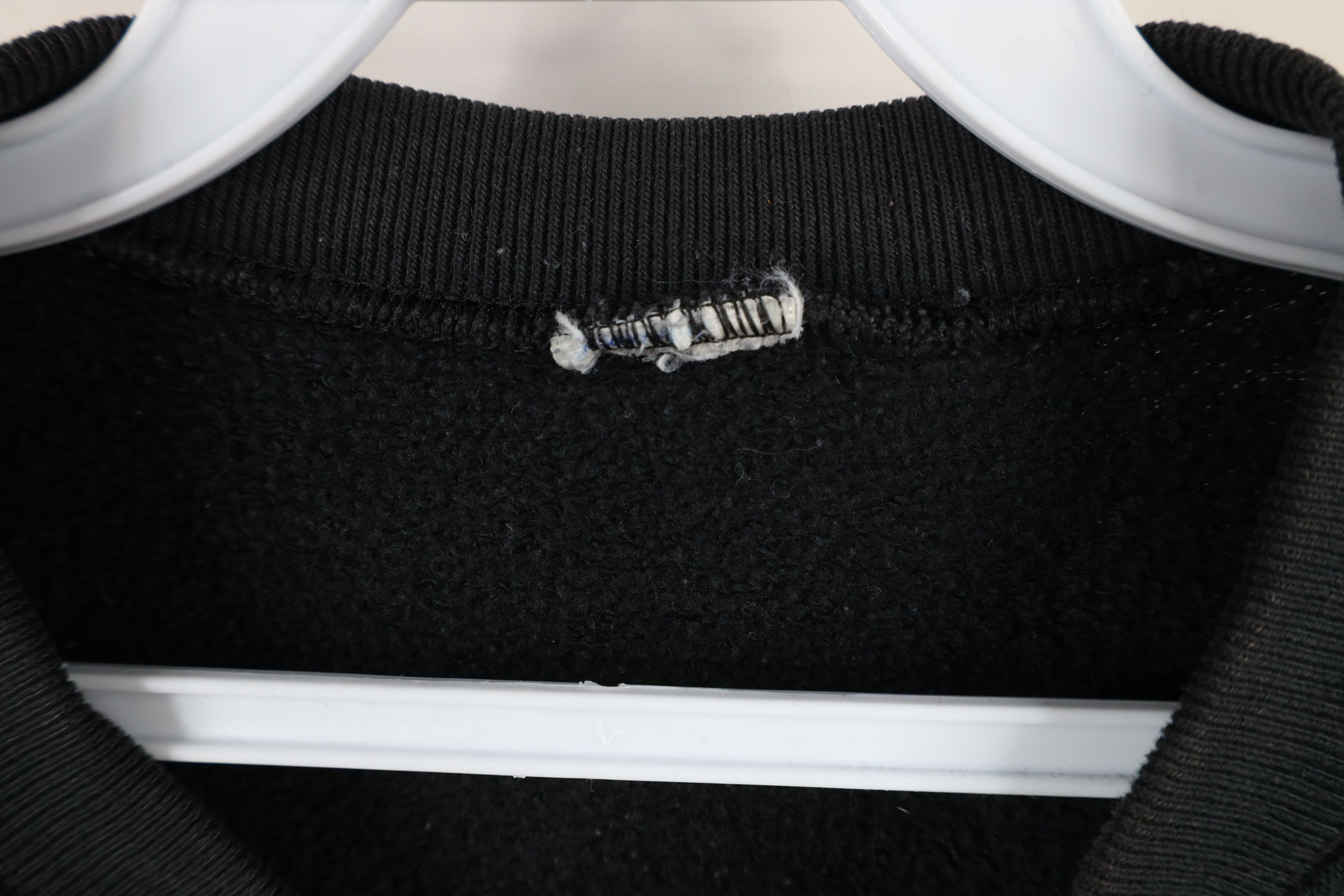 Vintage Vintage 90s Streetwear Blank Crewneck Sweatshirt Black USA Size US L / EU 52-54 / 3 - 11 Thumbnail