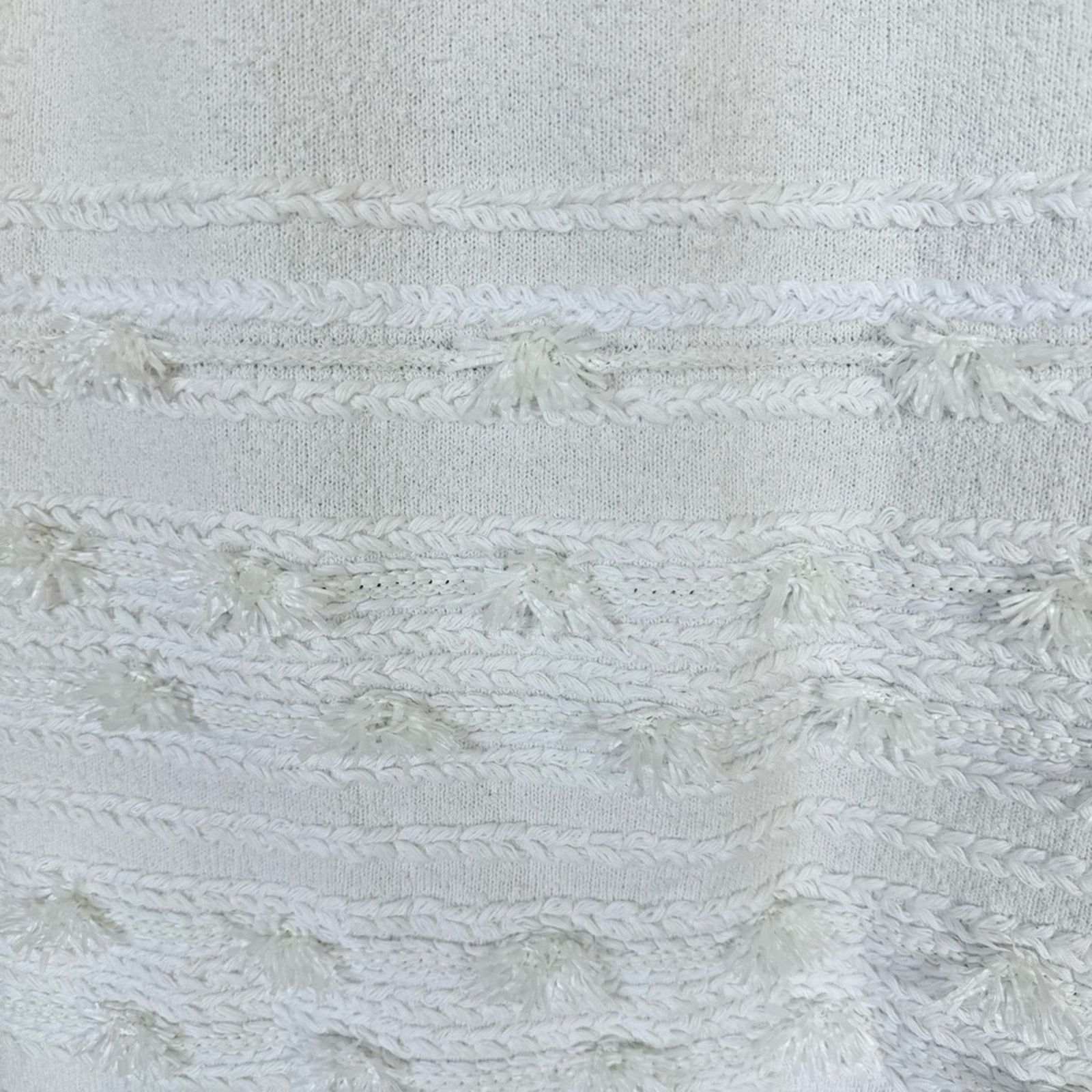 Chanel CHANEL long white skirt size 46FR or 12 US Authentic 2200$ Size 34" / US 12 / IT 48 - 2 Thumbnail
